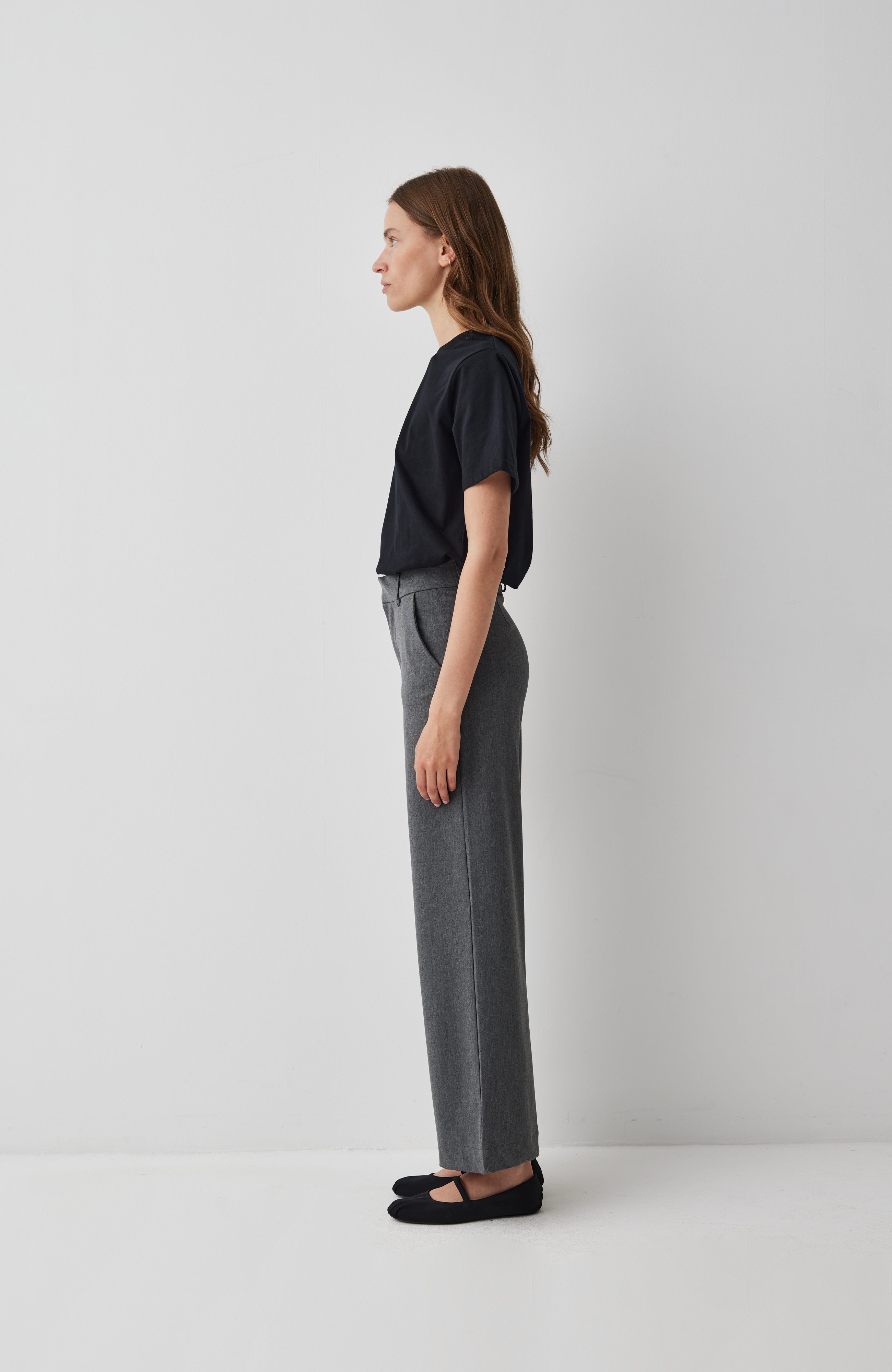 Lucy-M_Medium Melange_Model_