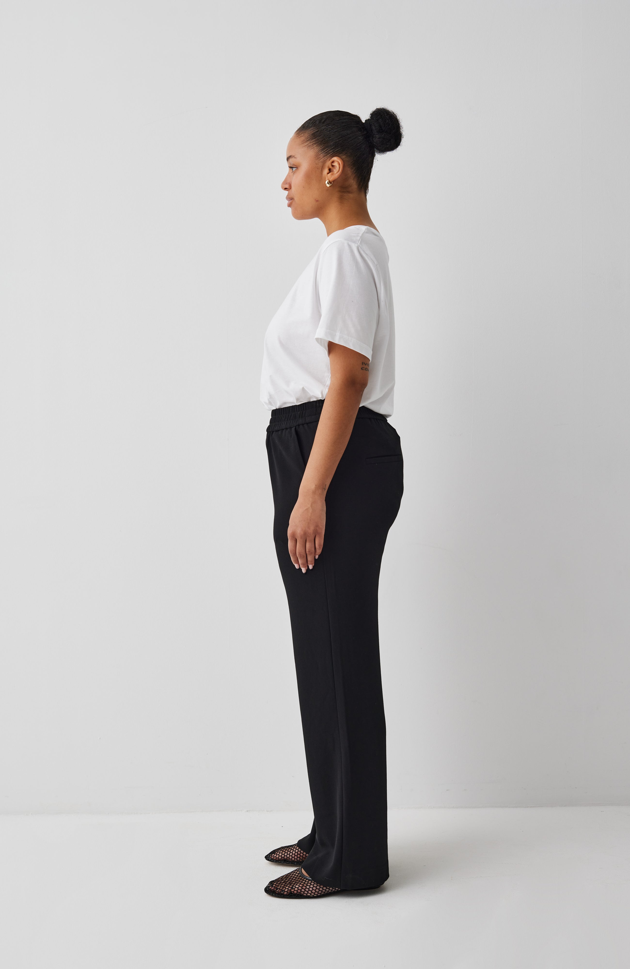 Phillipa_Black_Model_