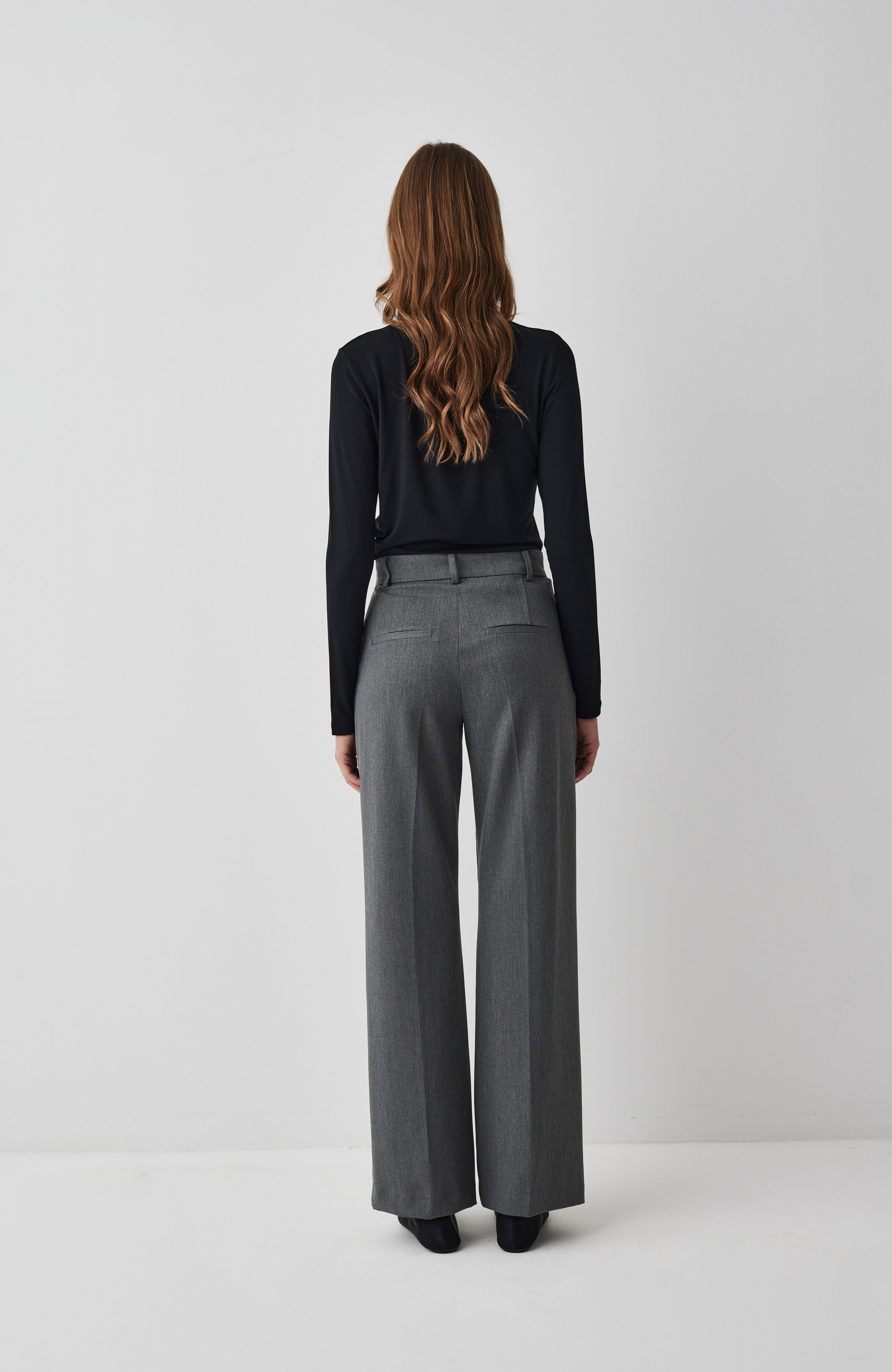 Lucy-M_Medium Melange_Model_4