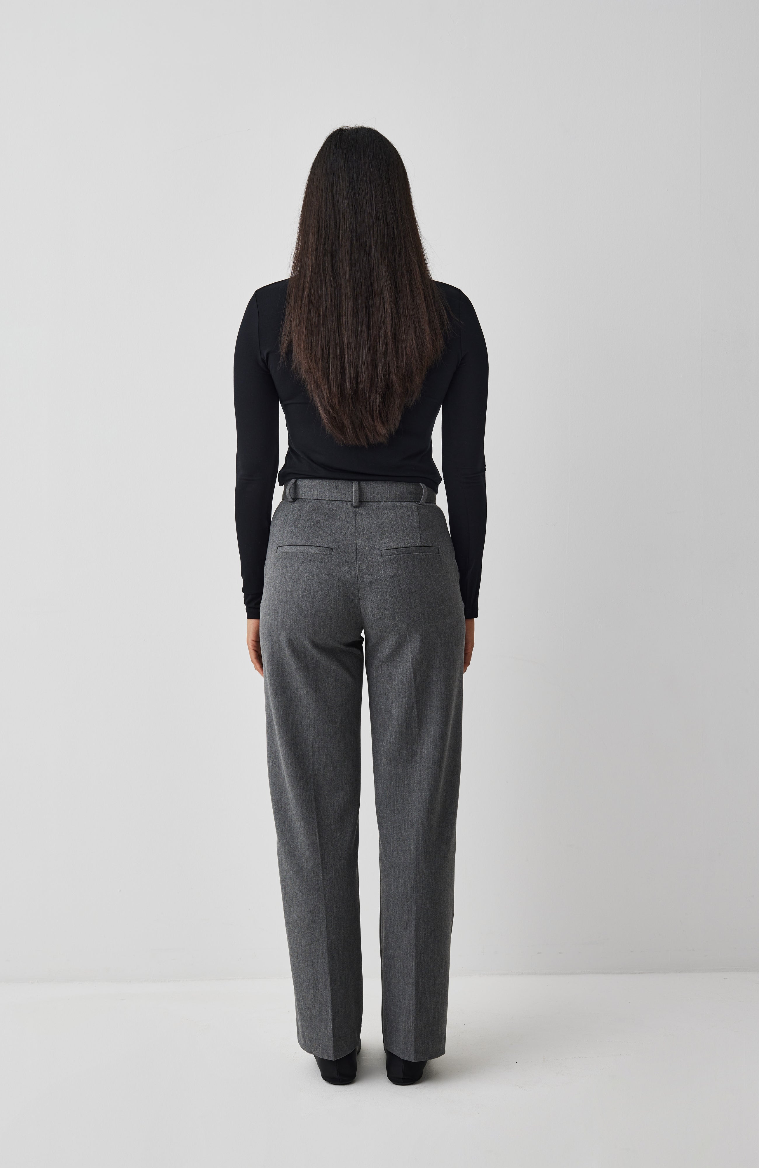 Lucy-M_Medium Melange_Model_