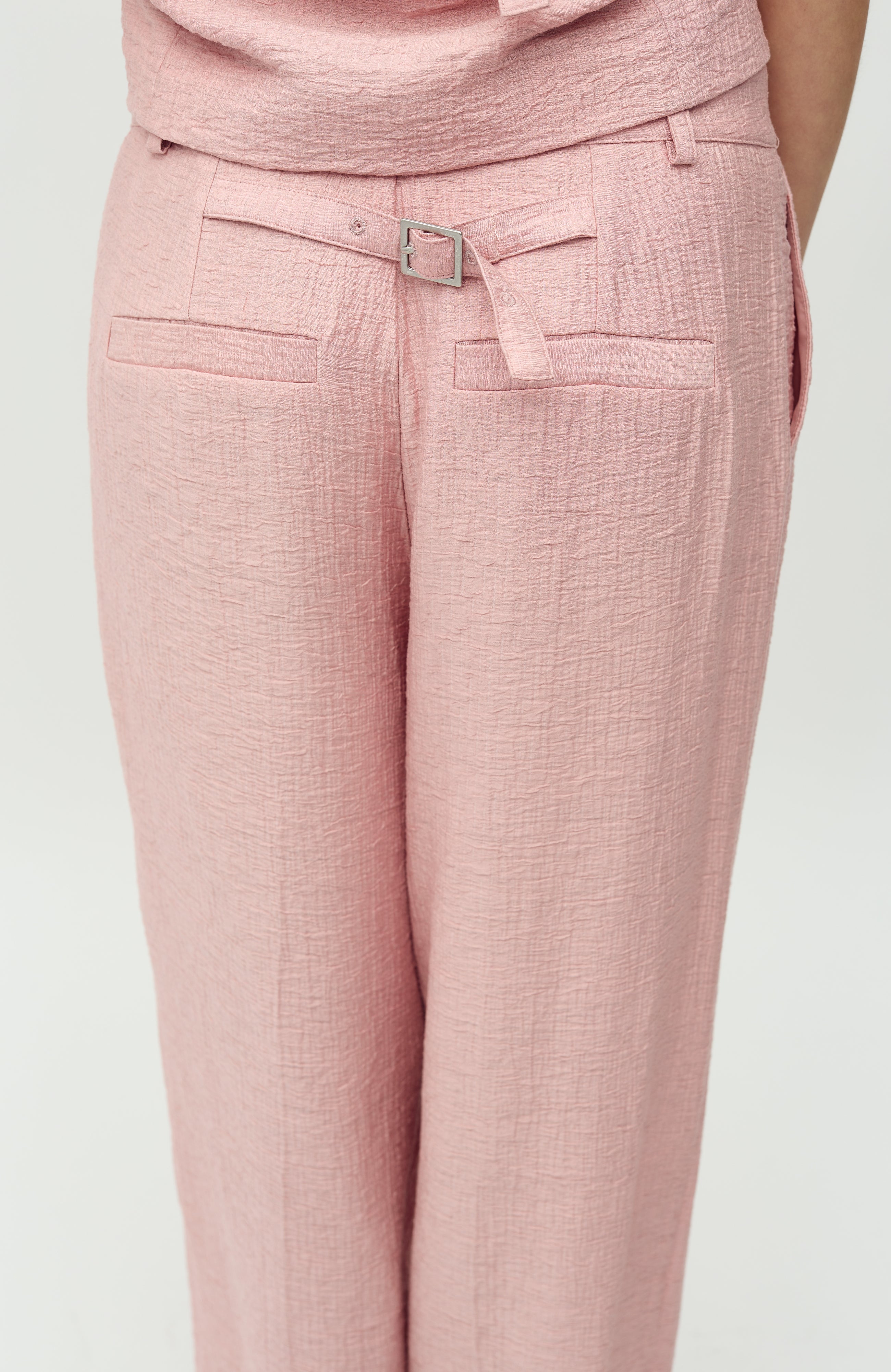 Dagma-M_Pink Melange_Model_3