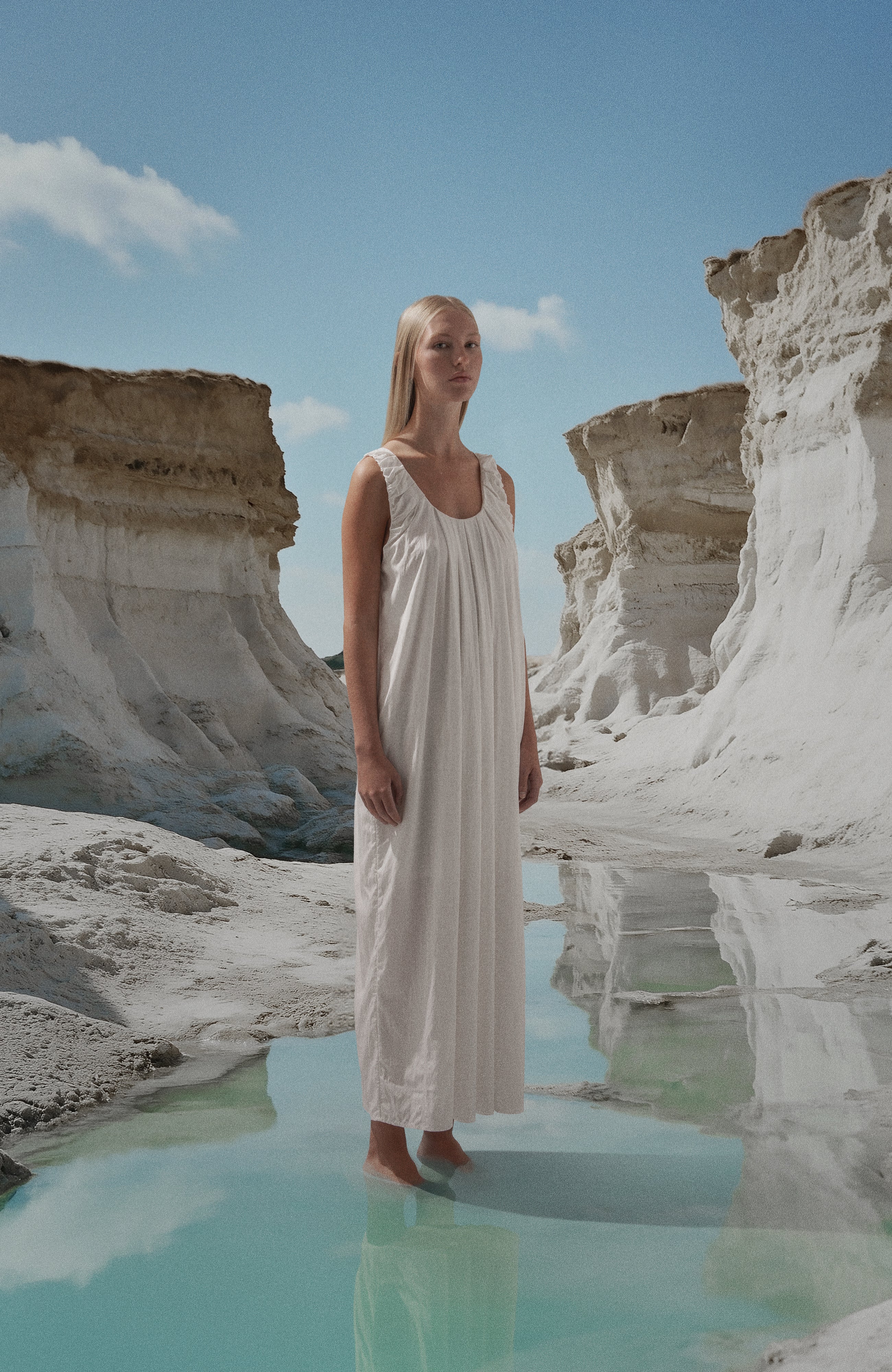 Velana-M_White_Image_0