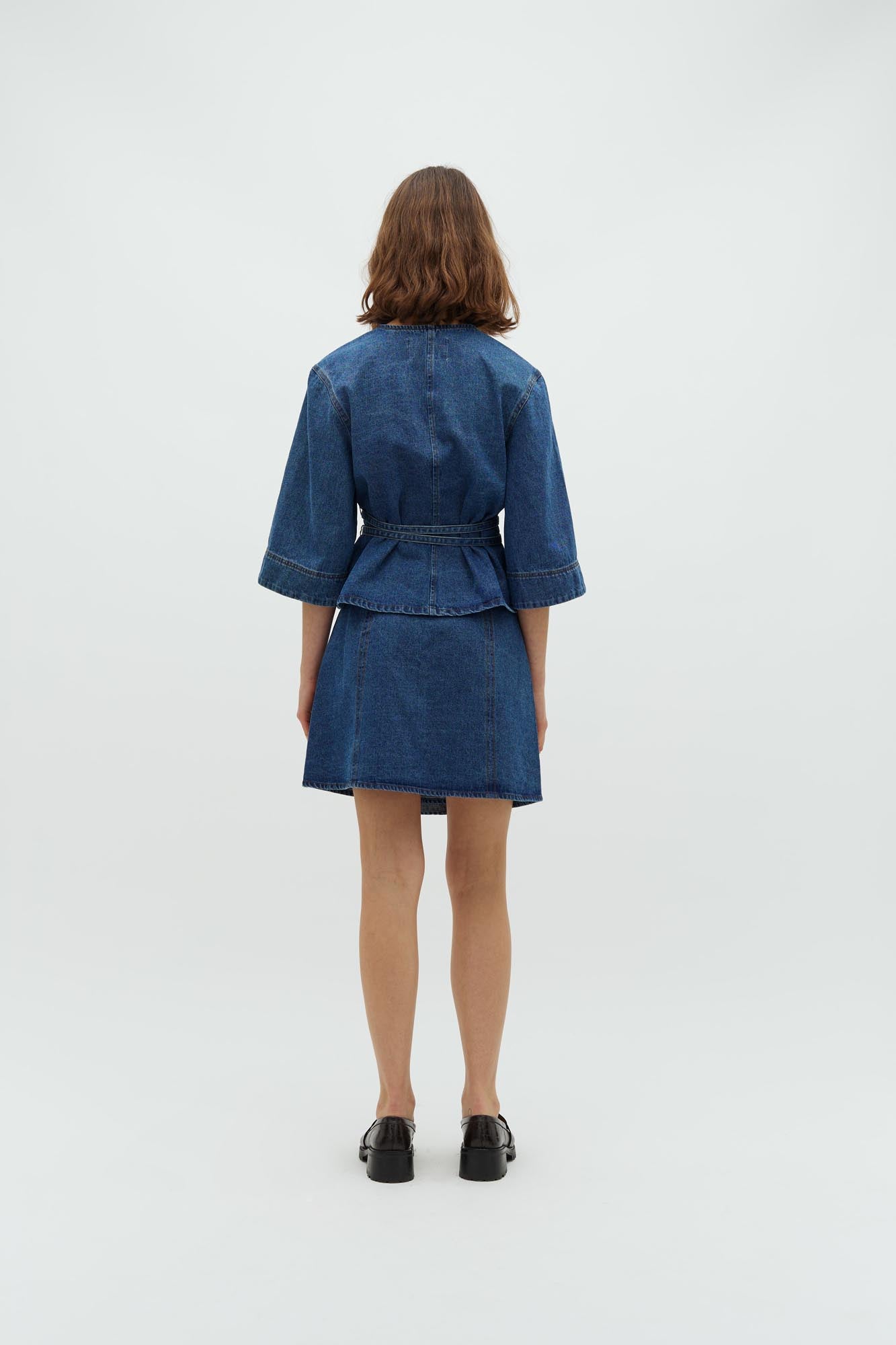 Caja B-G_Vintage blue Wash_Model_3