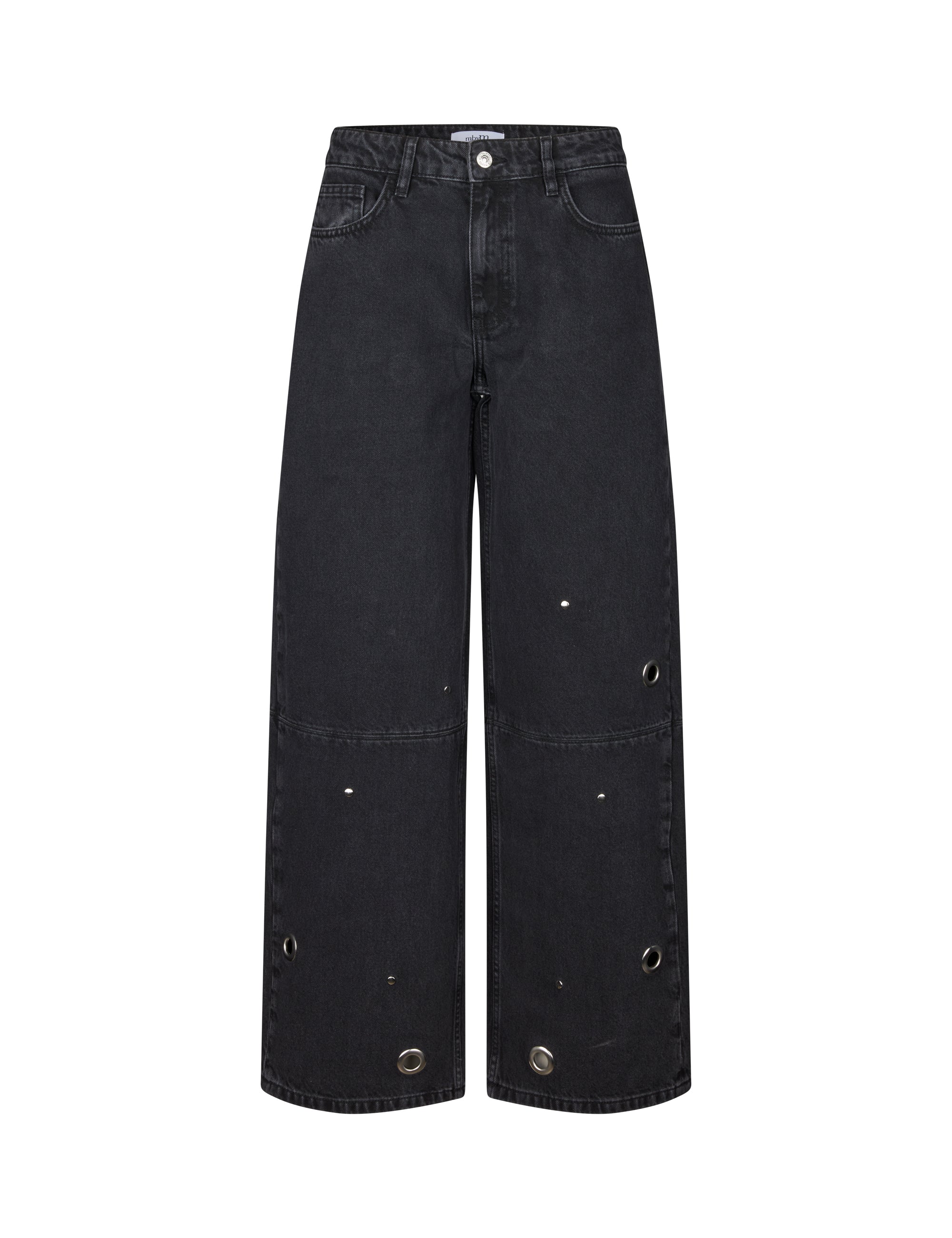 Luxia-M_Black Midnight Wash_Packshot_0