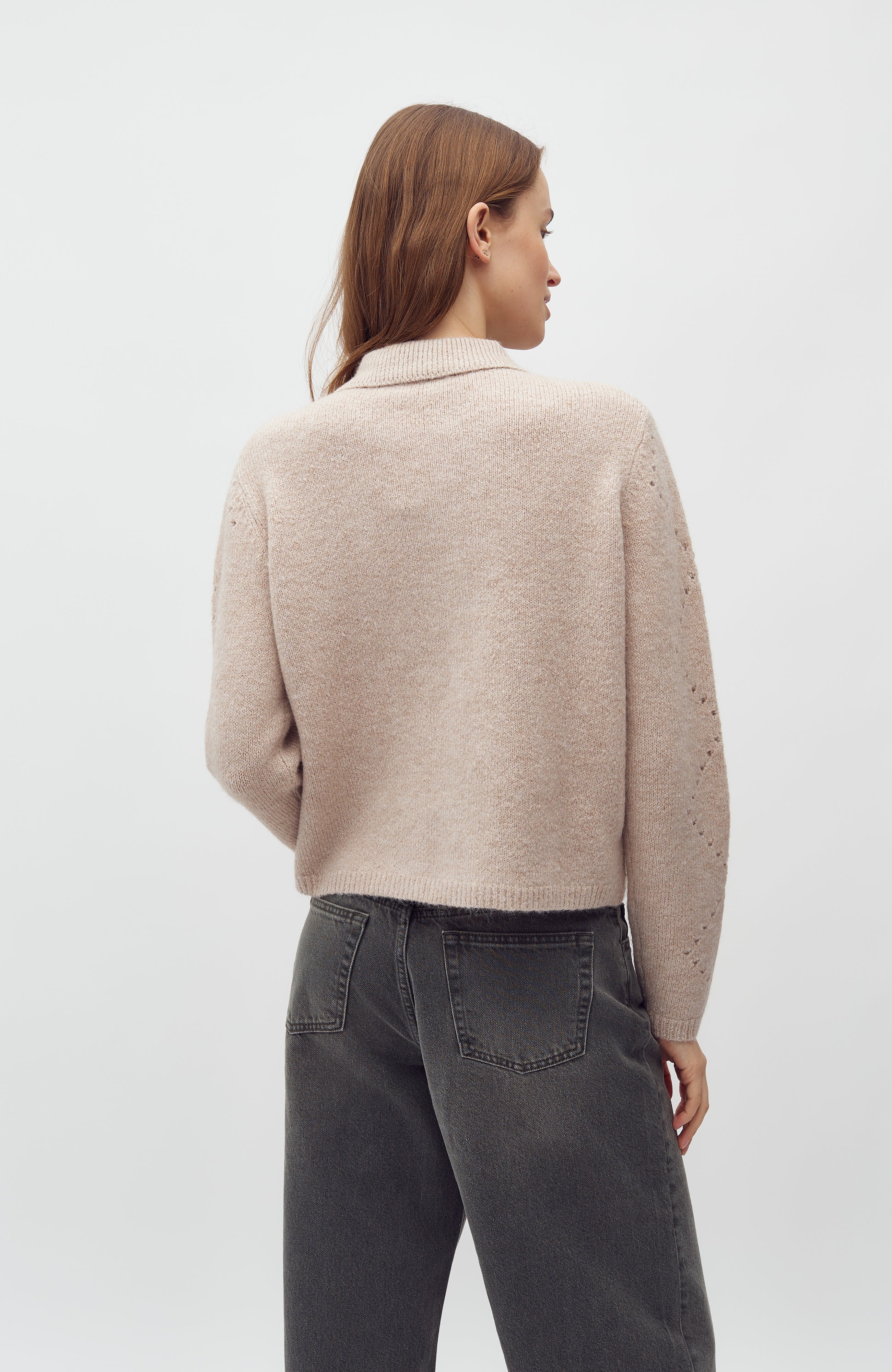 Pallioma-M_Light Beige_Model_1