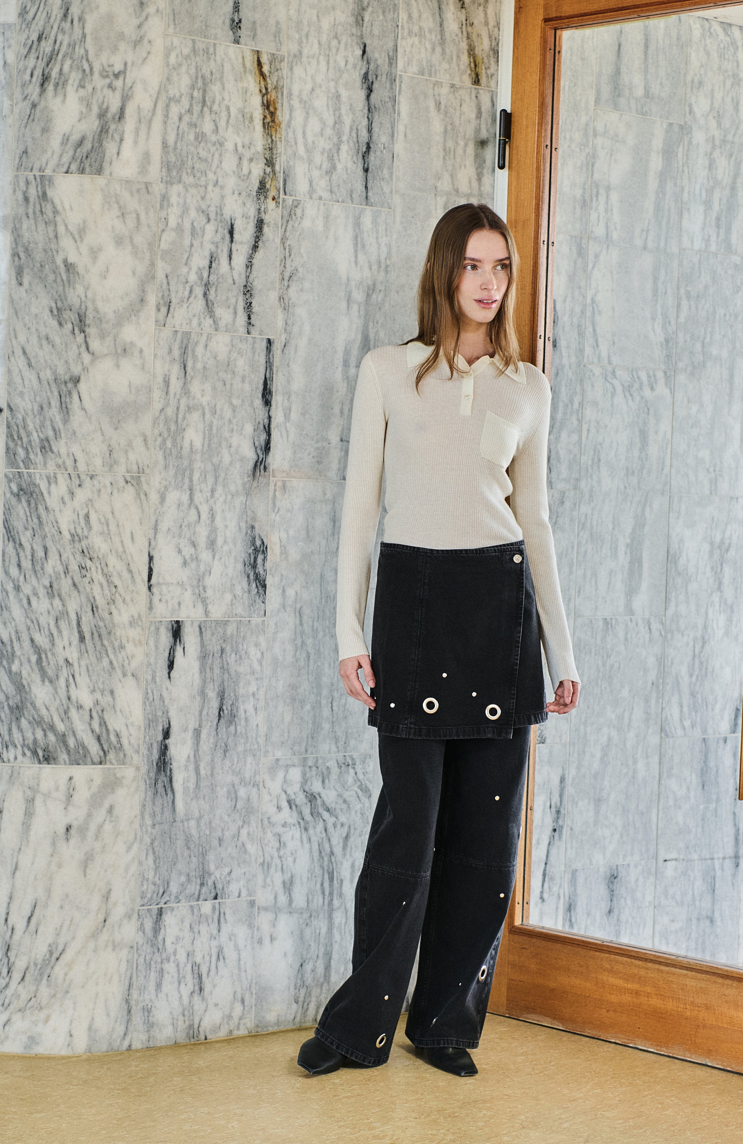 Luxia-M_Black Midnight Wash_Image_1