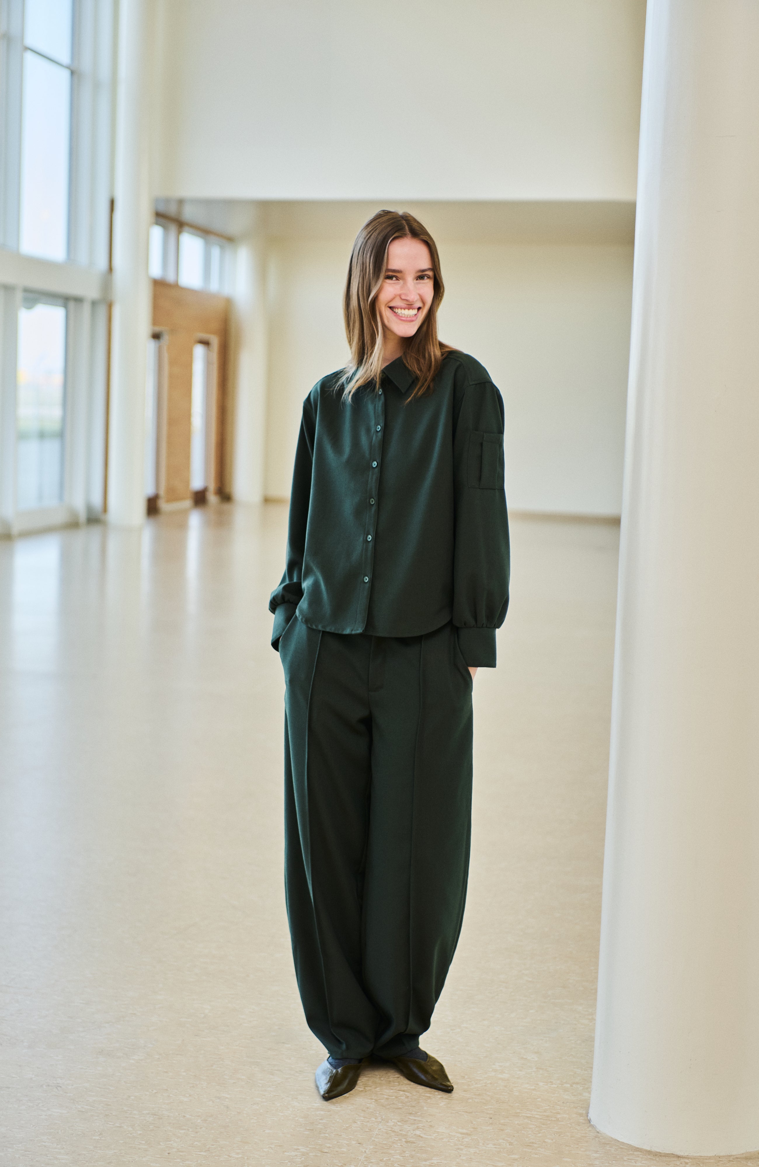 Cammia-M_Pine Green_Image_1