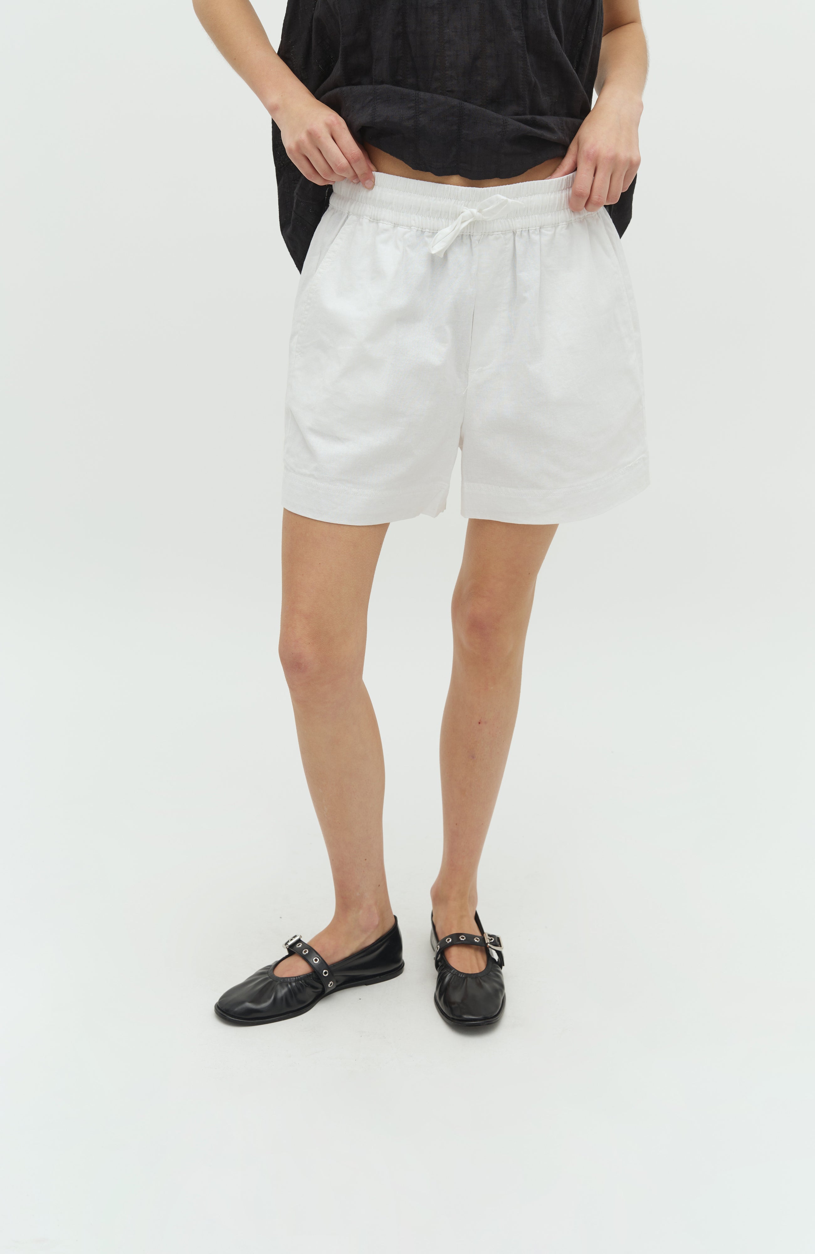 Meris-M_White_Model_1