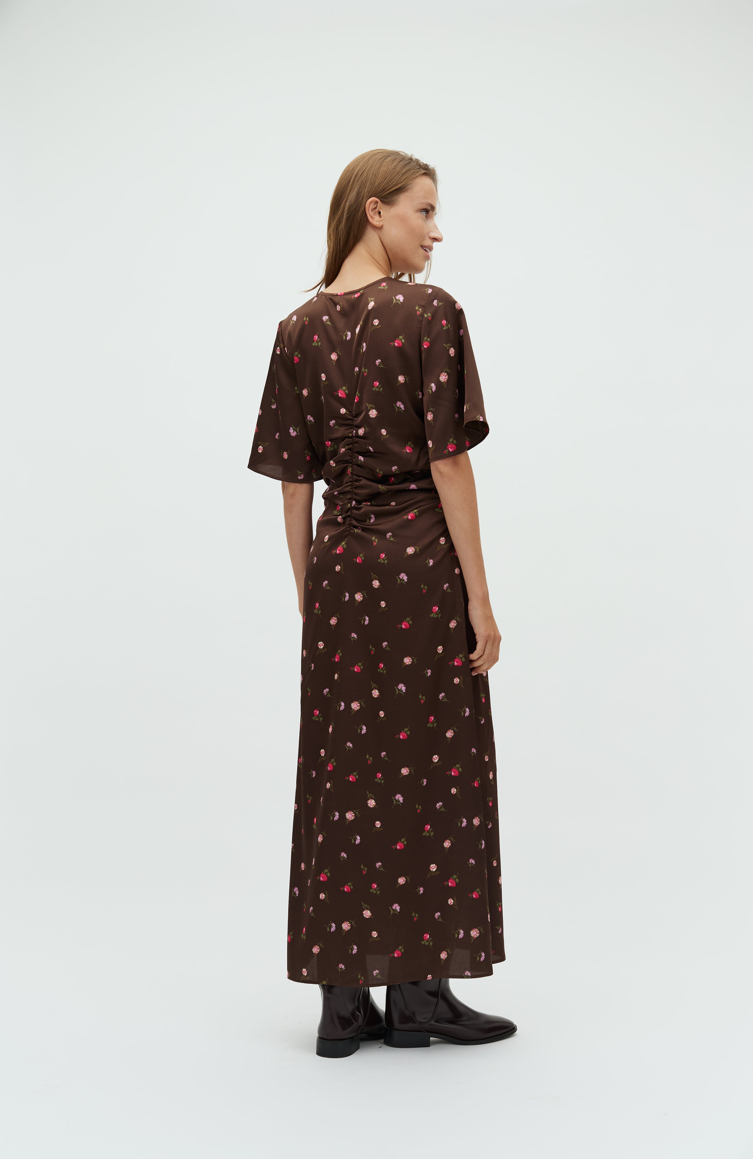 Ineya-M_Dark Evaline Print_Model_3