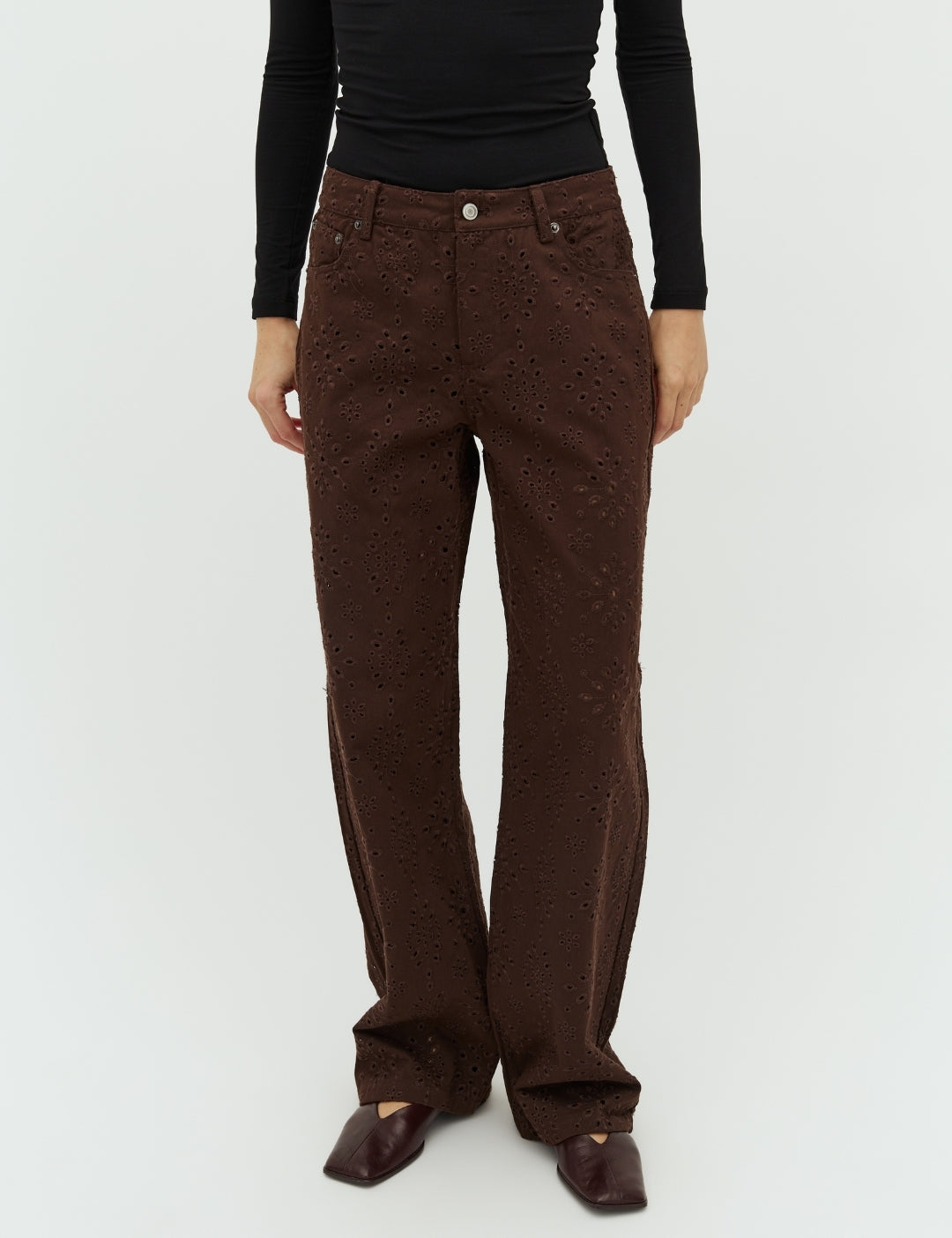 Cadian-G_Black coffee_Model_1