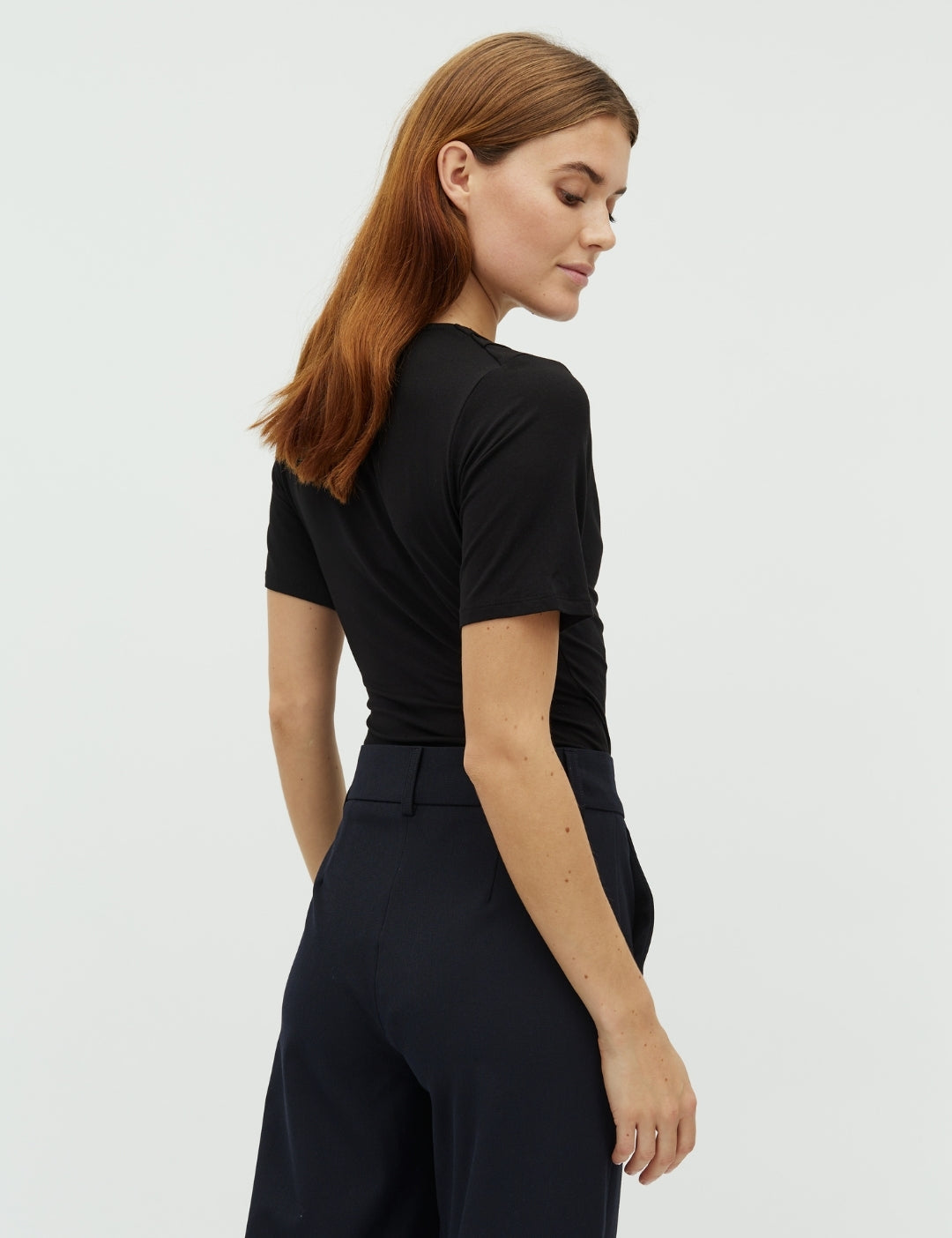 Lione SS-M_Black_Model_2