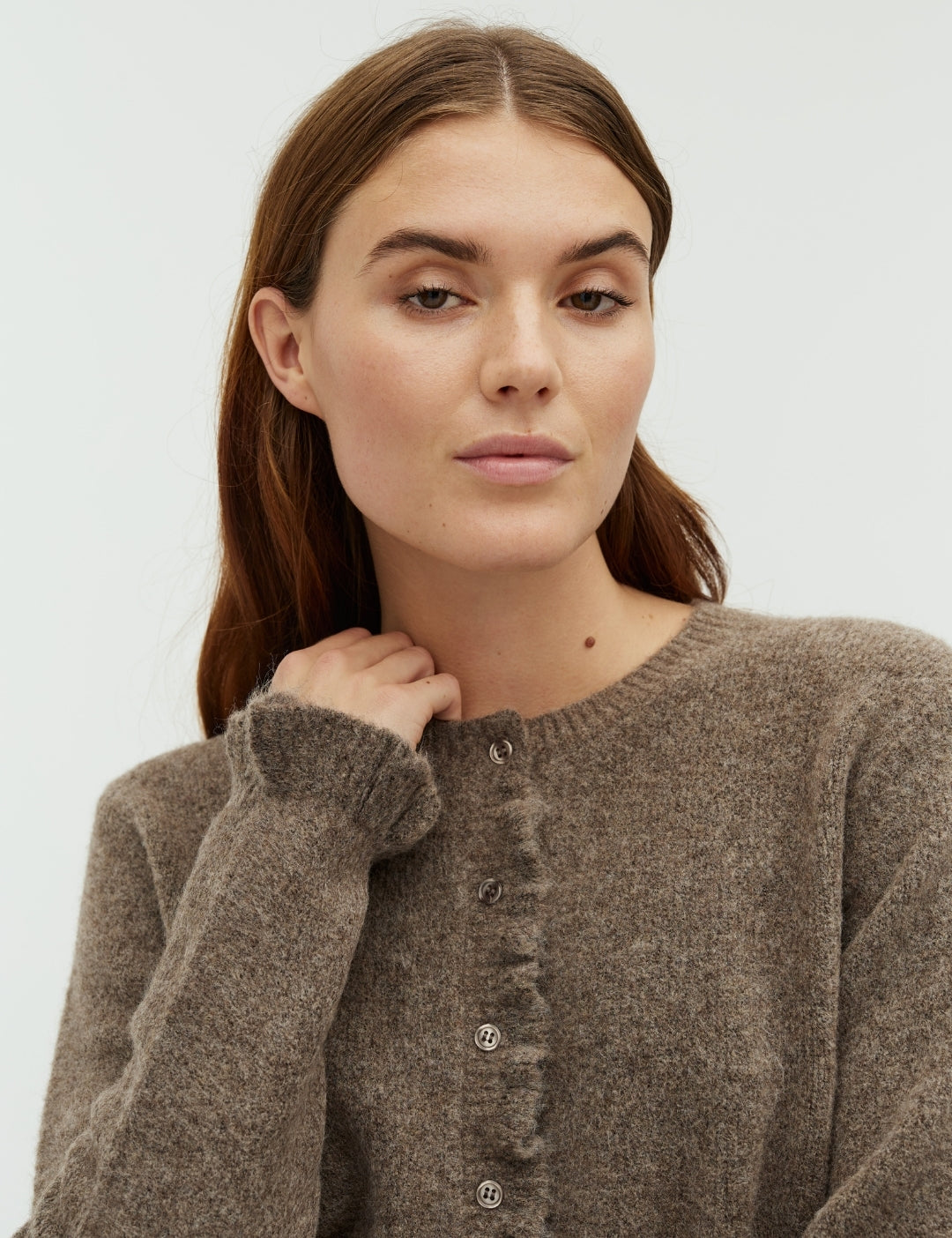 Celandia-M_Falcon Melange_Model_2