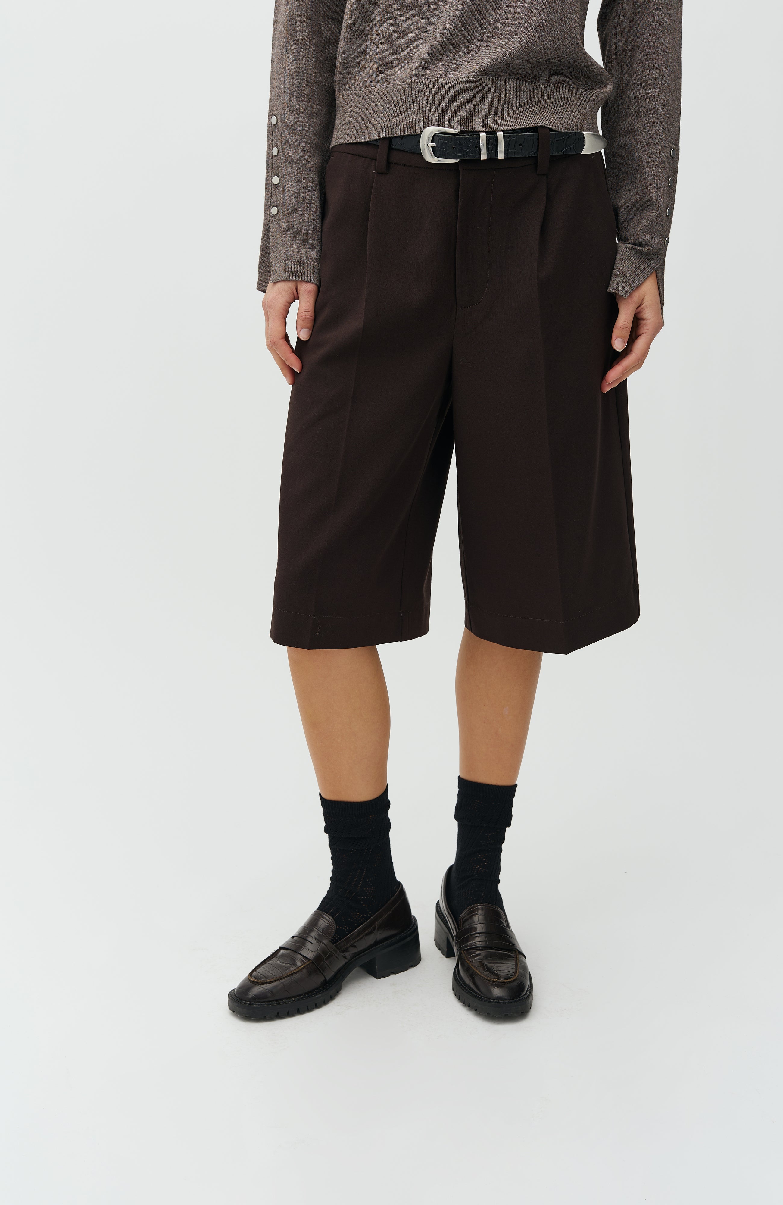 Bamudo-M_Black_Model_2