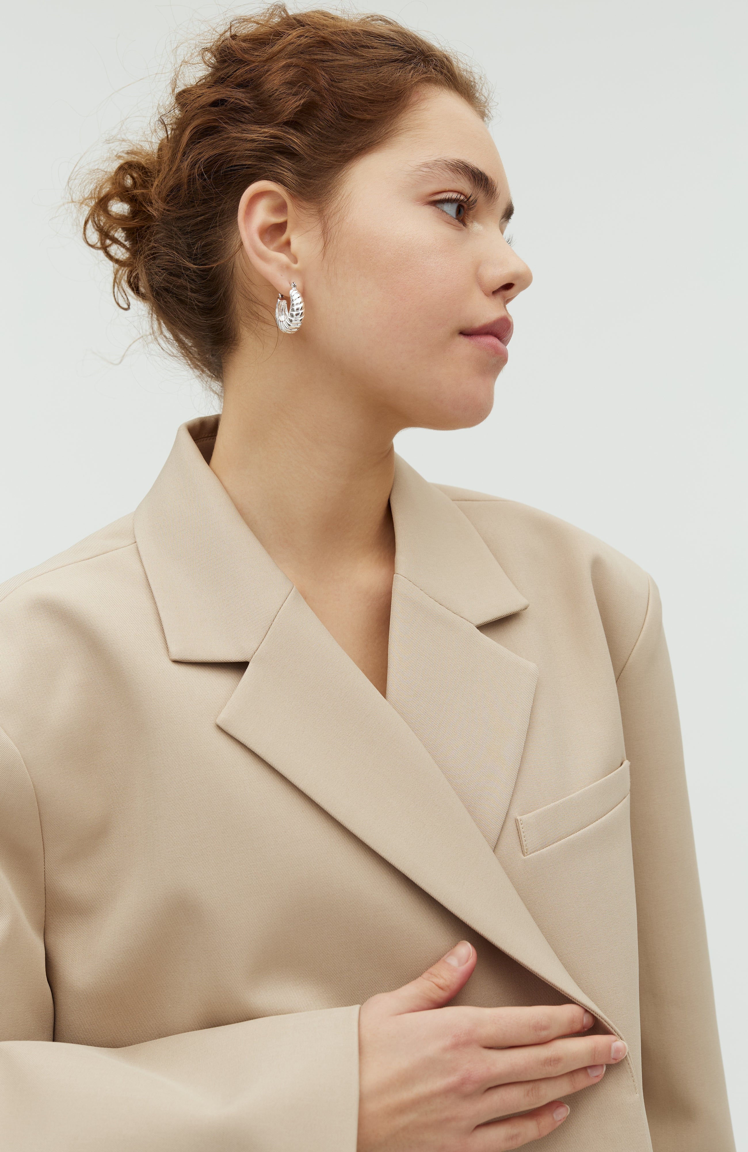 Amariella-M_Light Sand Melange_Model_2