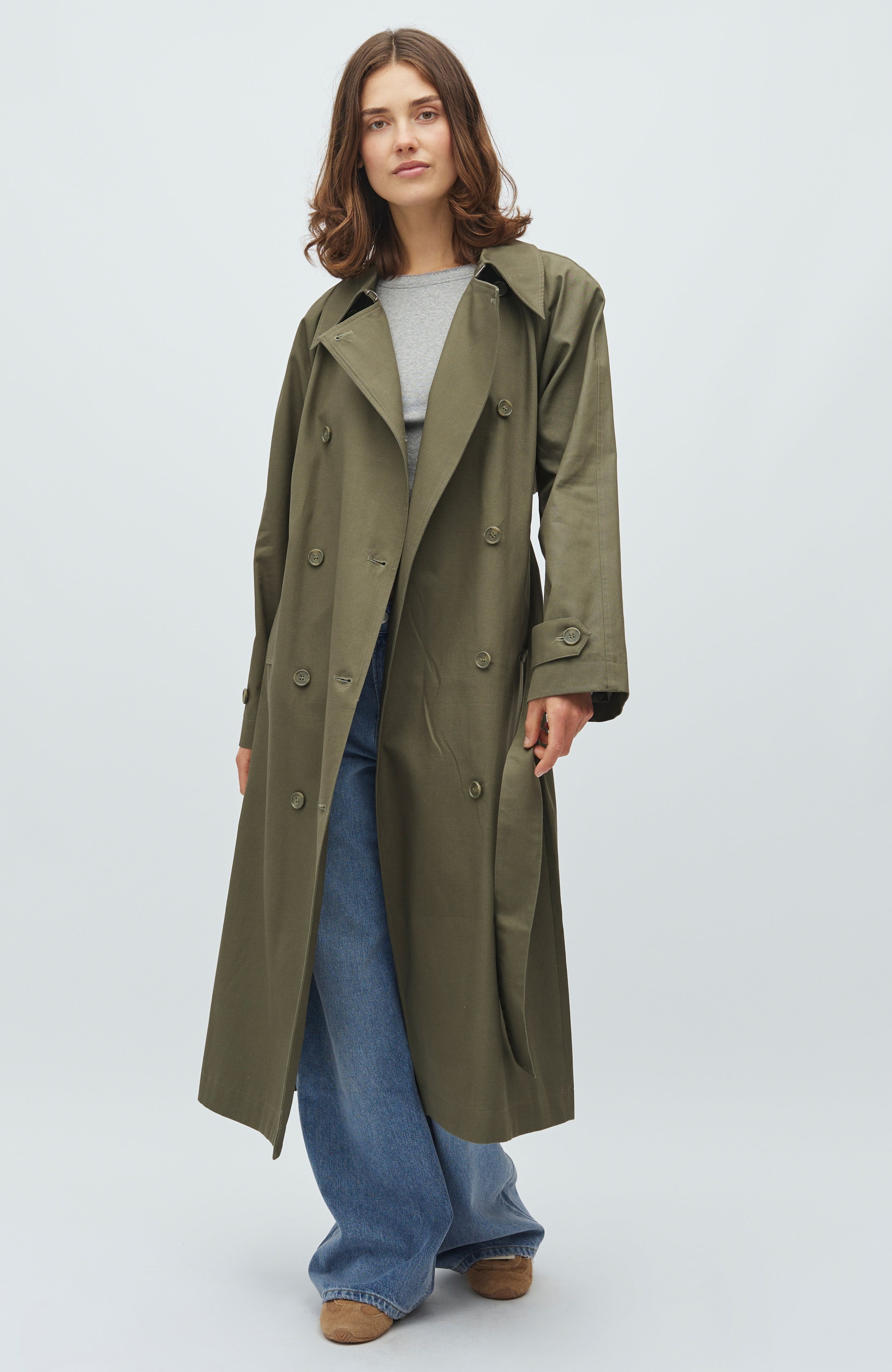 Odonna B-M_Dusty Olive_Model_1