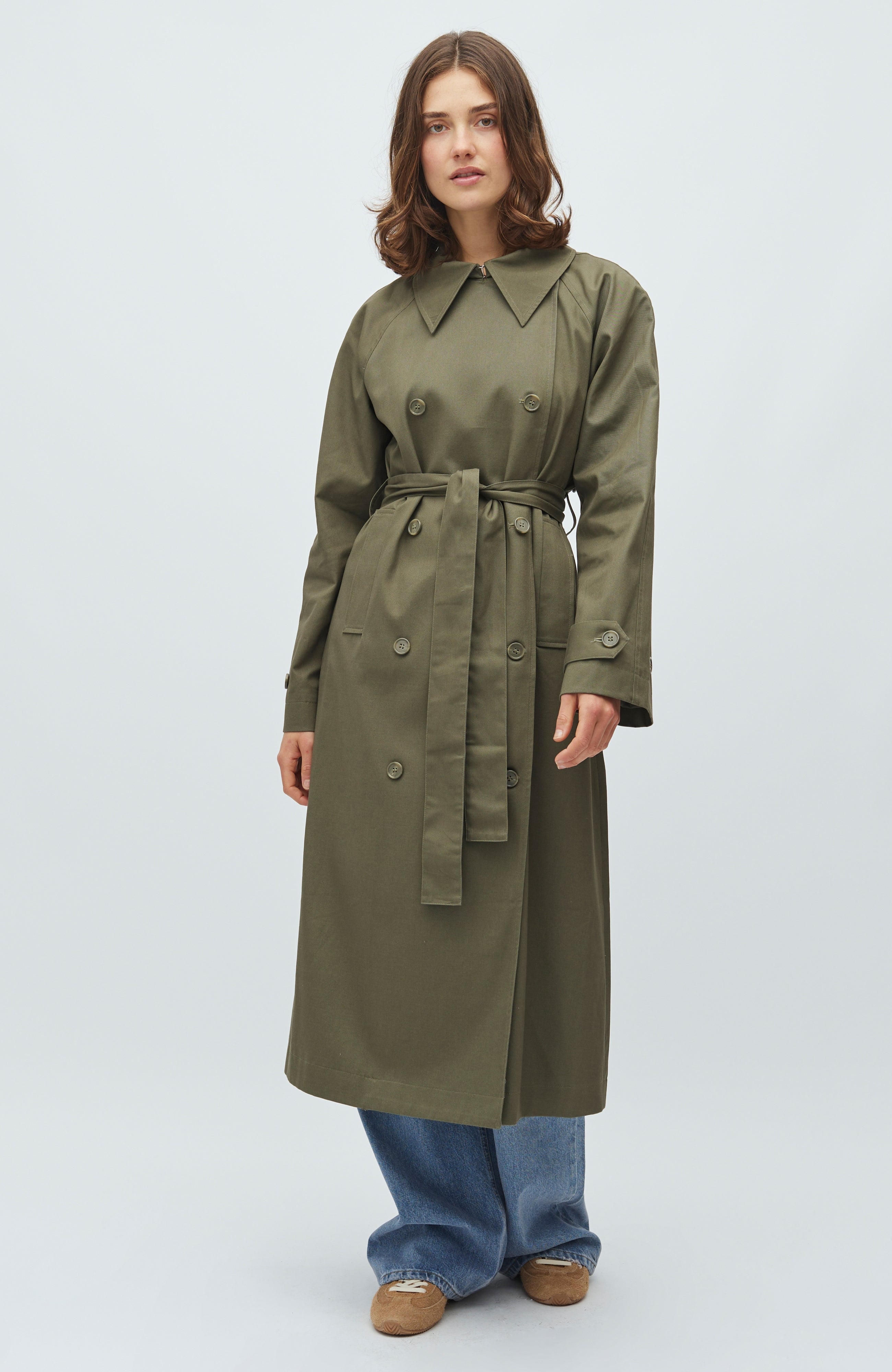 Odonna B-M_Dusty Olive_Model_0