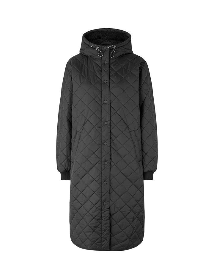 Arrow_Black_Packshot_0