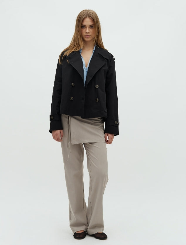 Madian-F_Black_Model_1