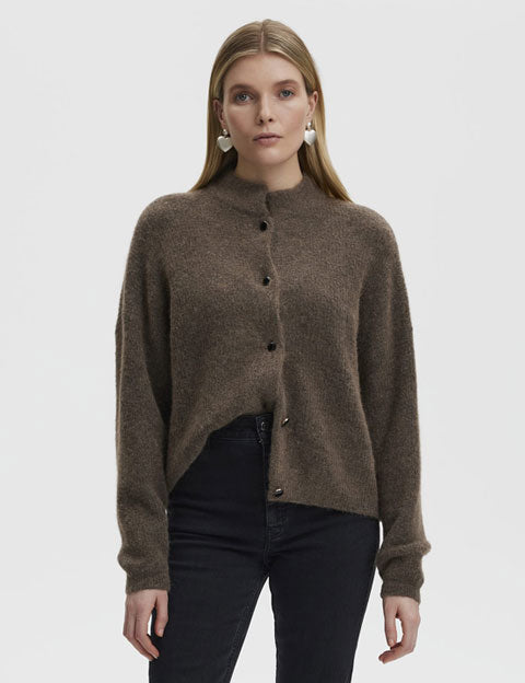 10905931 AlphaGZ short cardigan NOOS_Dark sand melange_Model_1