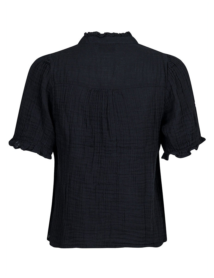 160264 Odesa Linen Blouse_Black_Packshot_1