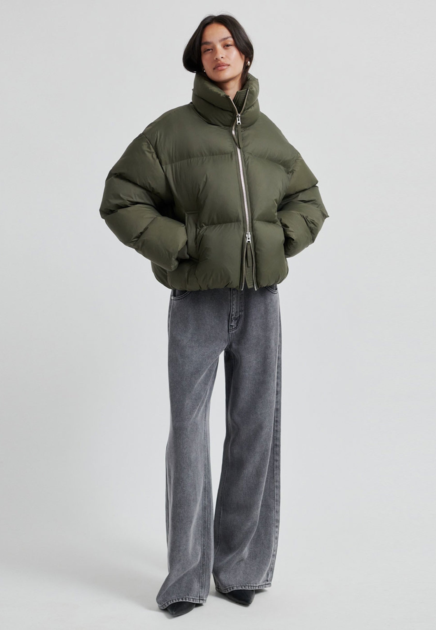 59951 Riya Puffer Jacket_Beluga_Model_0
