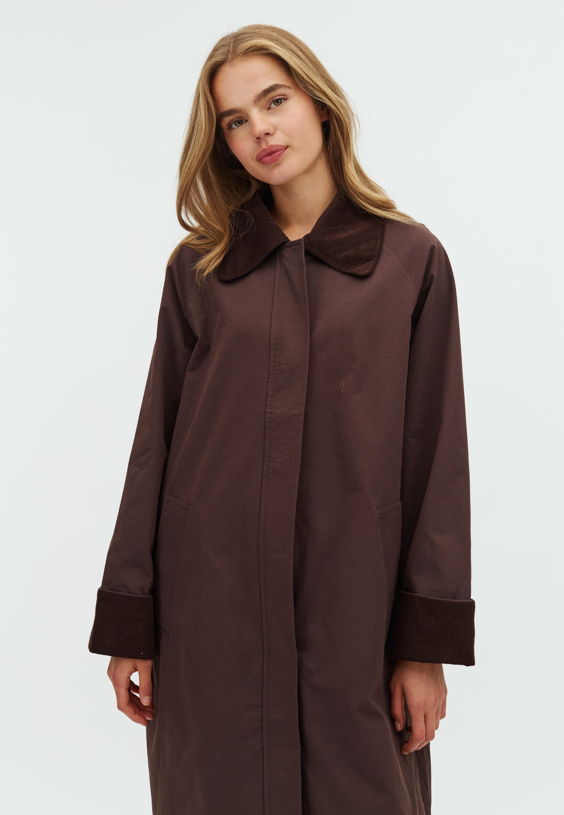 167181 Annalia Cord Coat_Dark brown_Model_1
