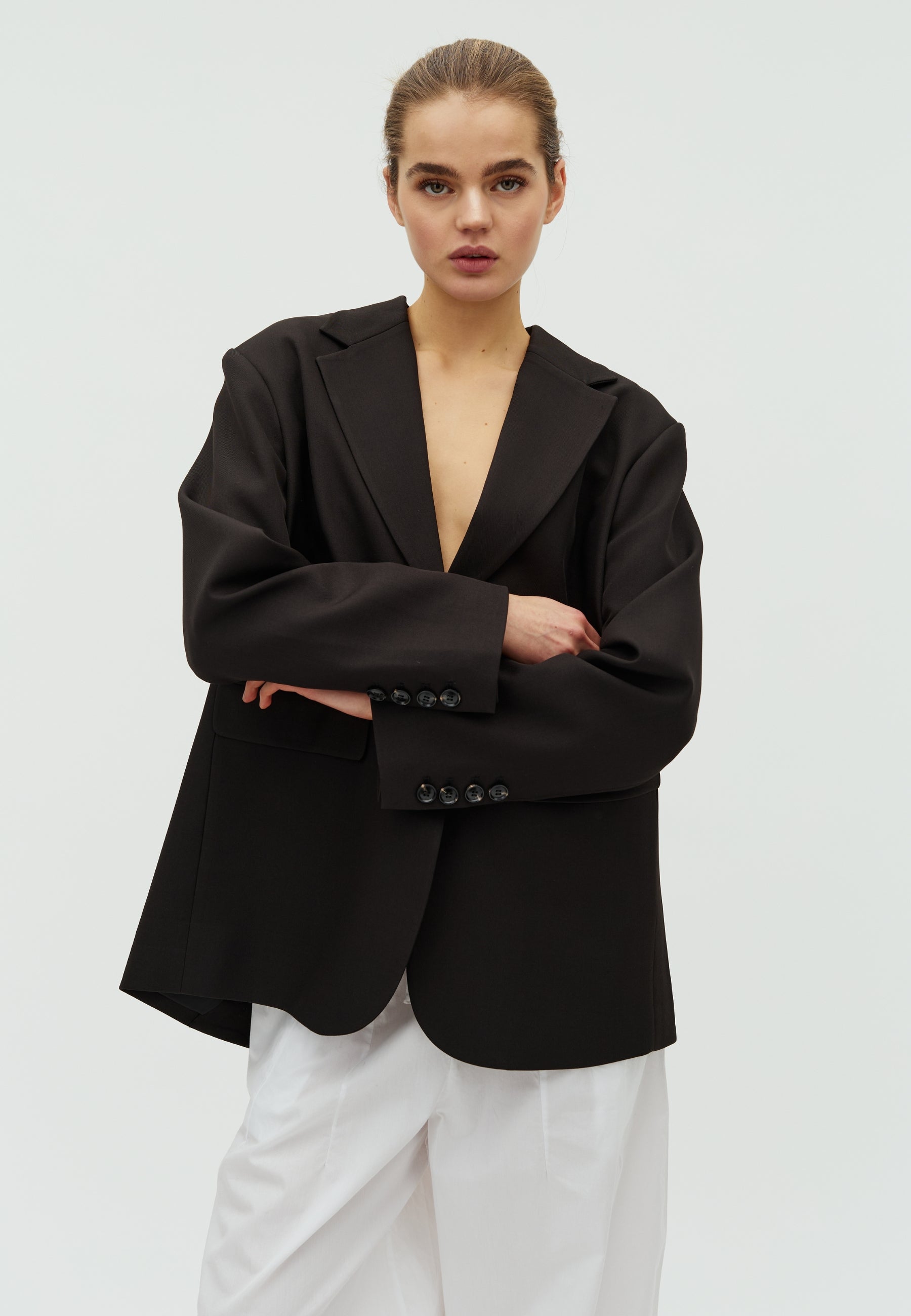 168934 Sariella Solid Button Blazer_Black_Model_0