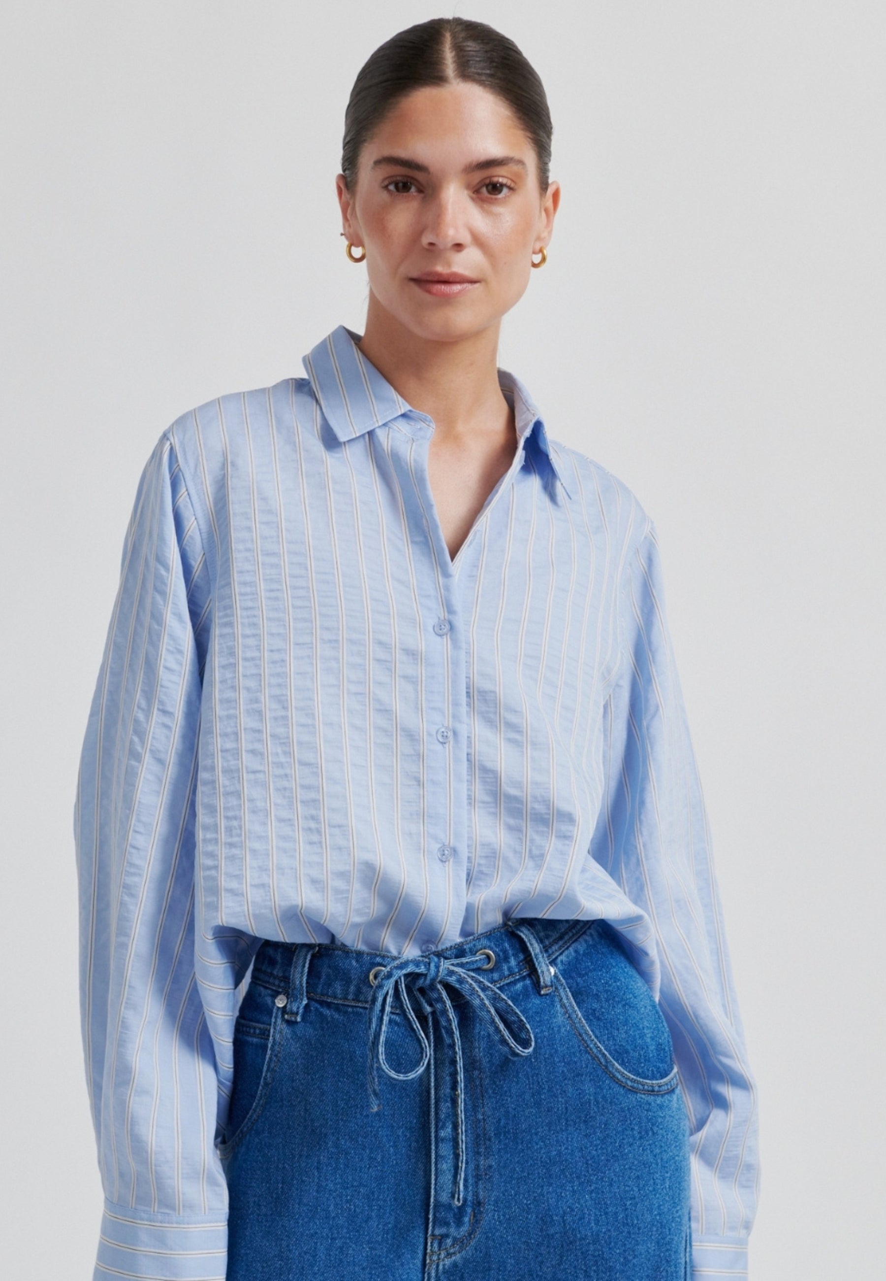 59325 Syracuse New Shirt_Windsurfer_Model_1