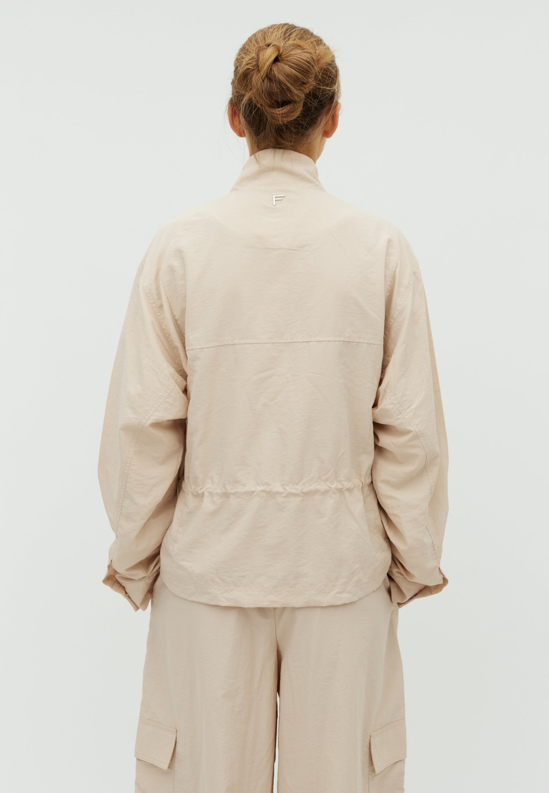 Amio-F_White Sand_Model_1