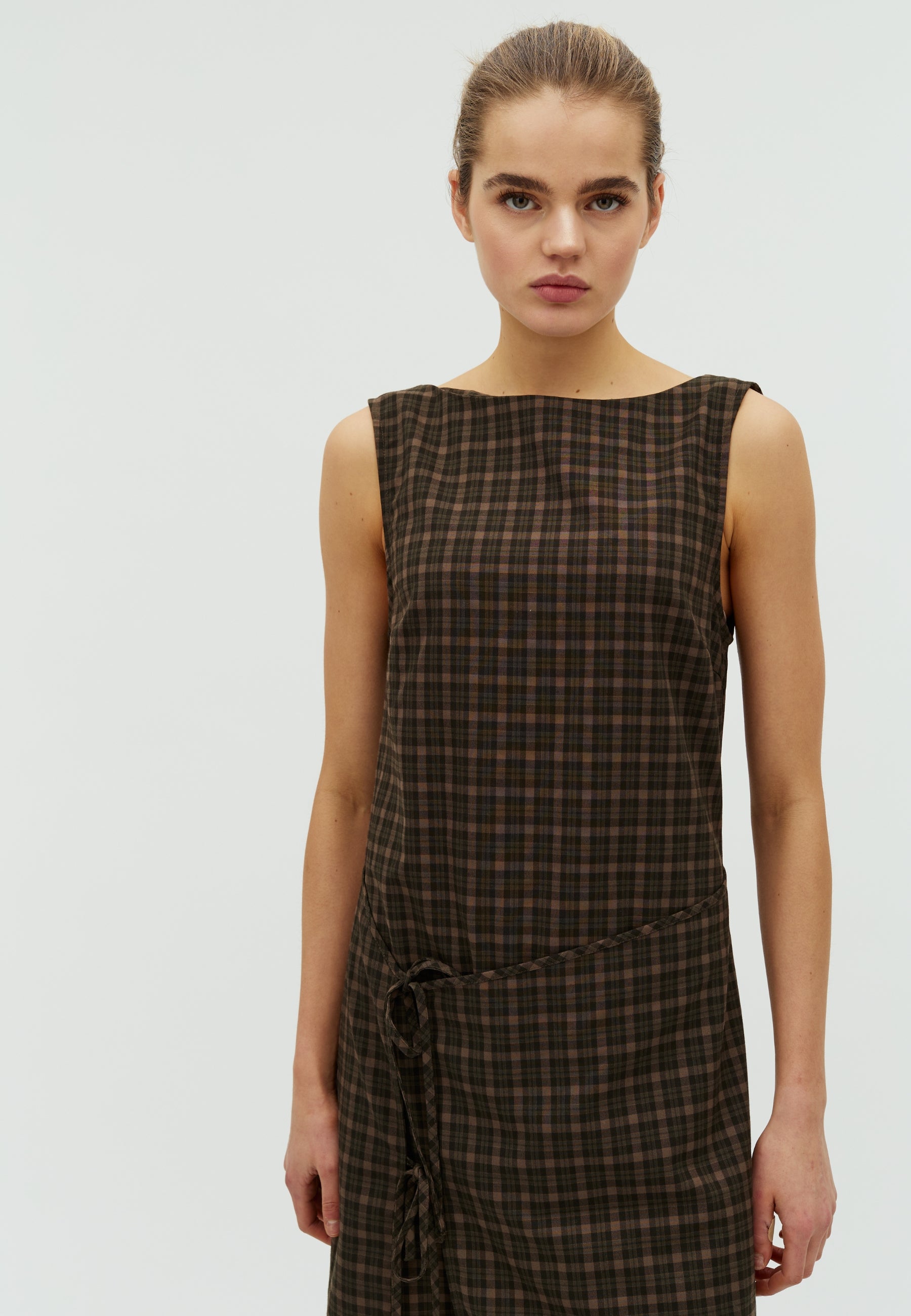 Ellenor-F_Check Camel_Model_1