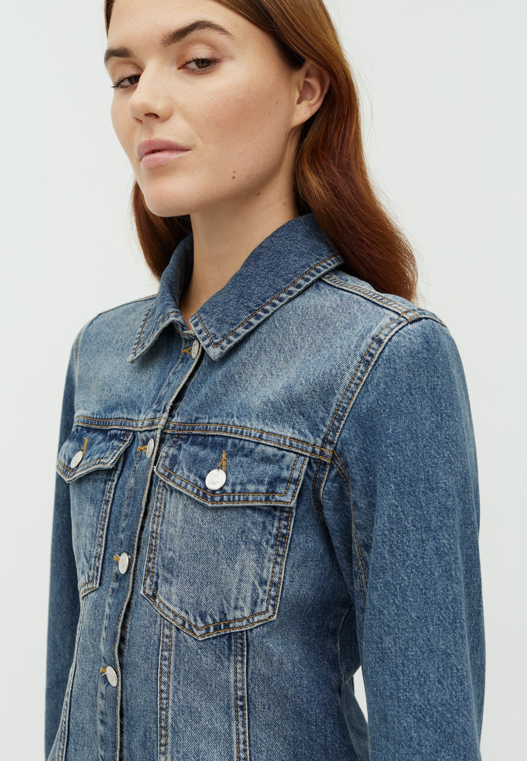 Ami-M_Washed Blue Jay_Model_1