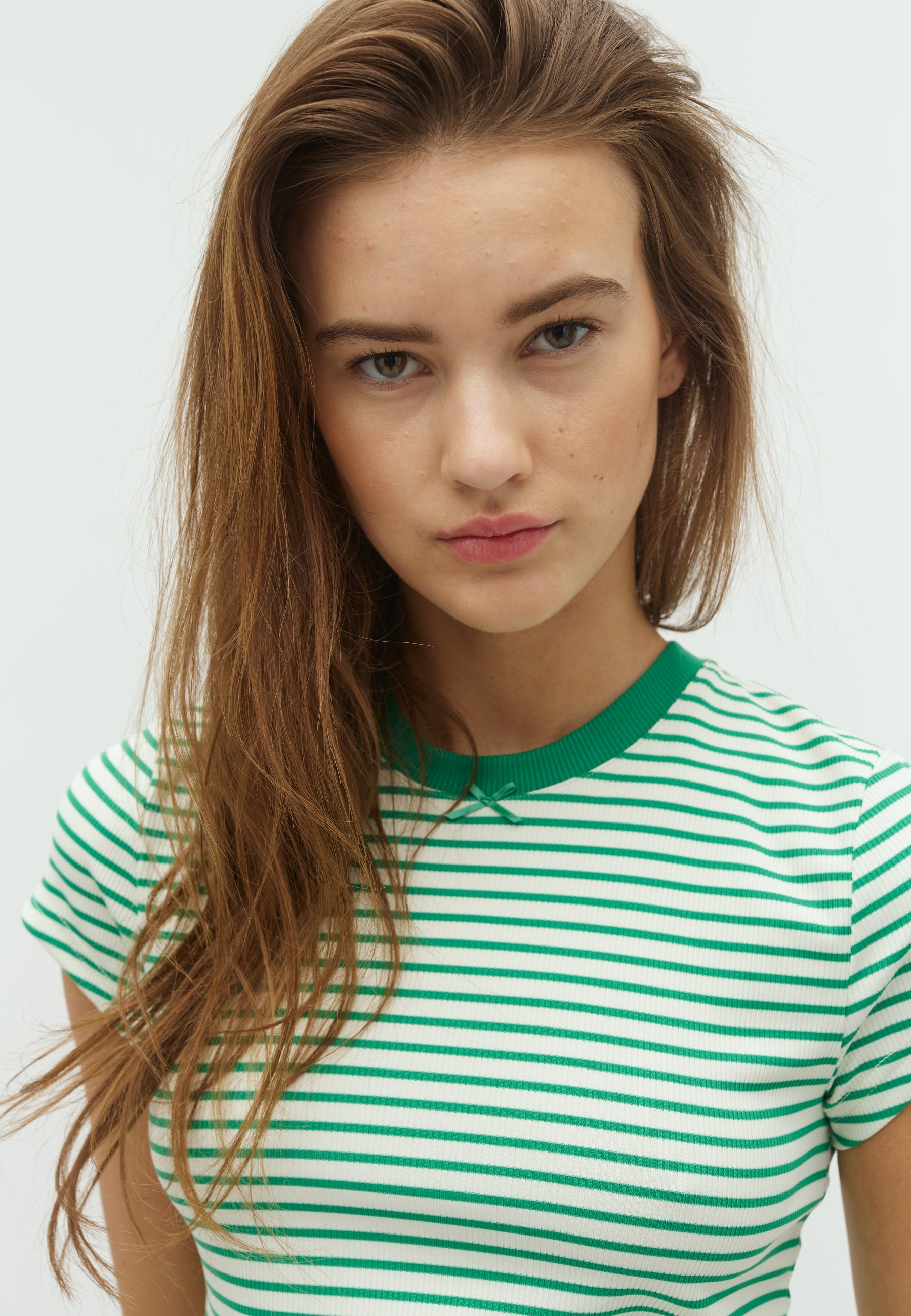 Consuela-F_Green sugar stripe_Model_1