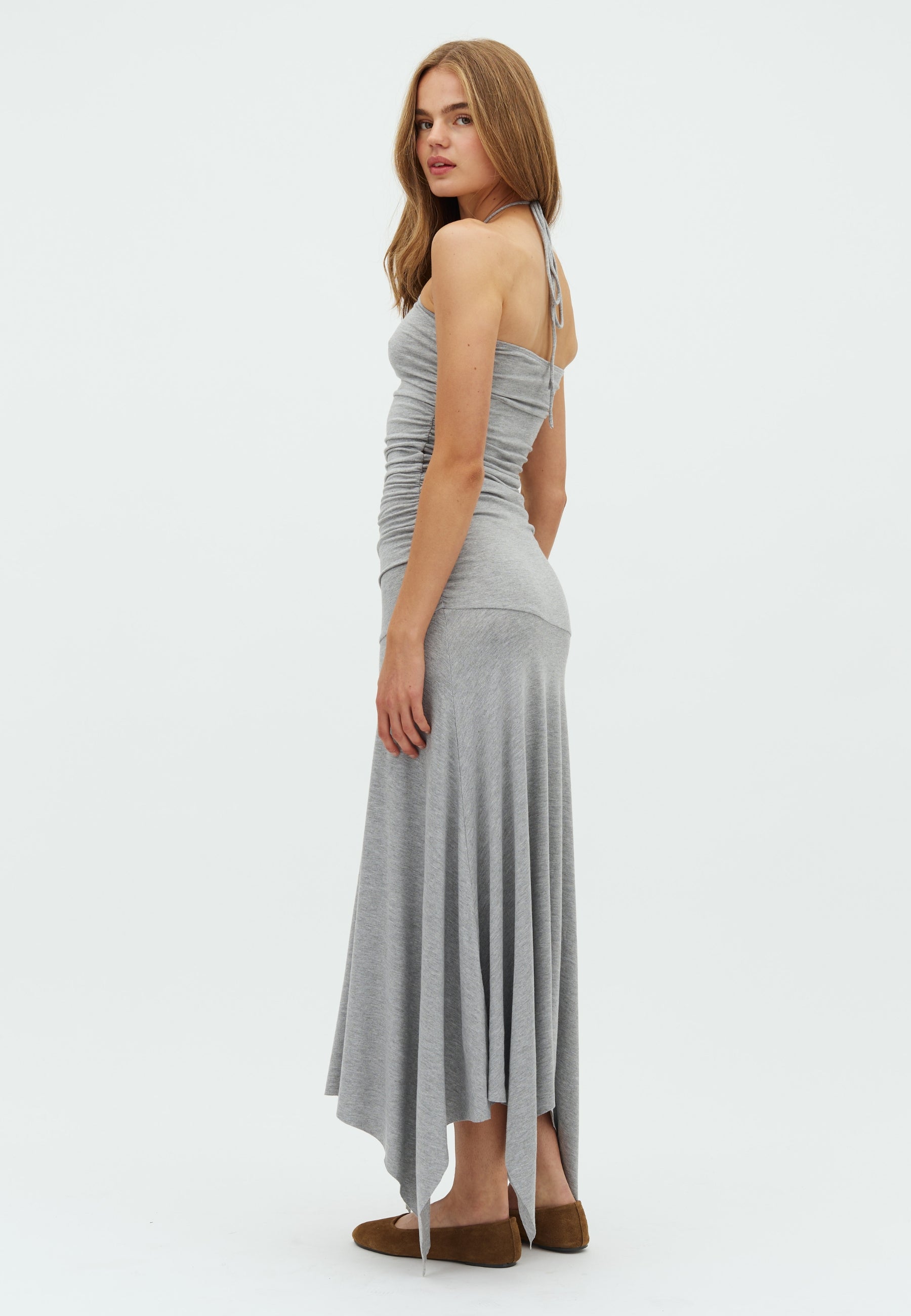 Binnia-F_Medium grey Melange_Model_2