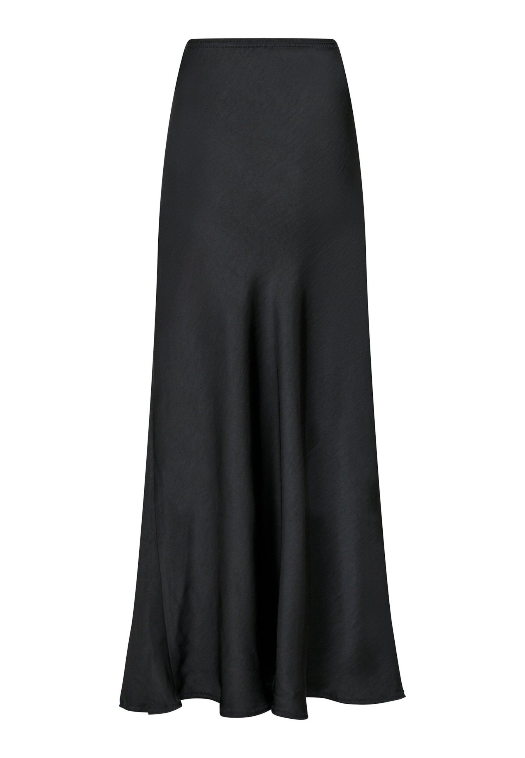 159588 Vicky Heavy Sateen Skirt_Black_Packshot_1