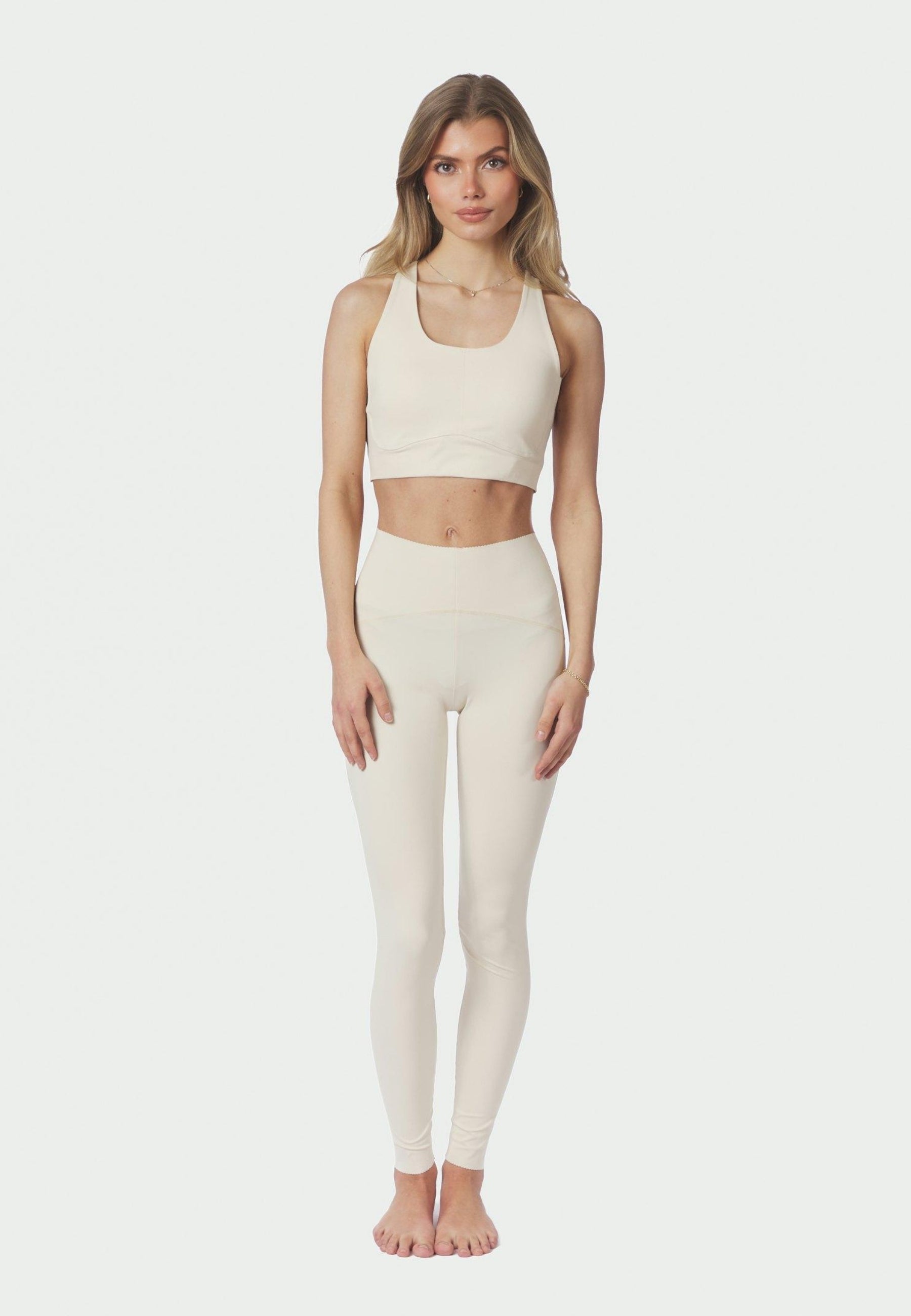 167130 Dutta Top_Ivory_Model_3