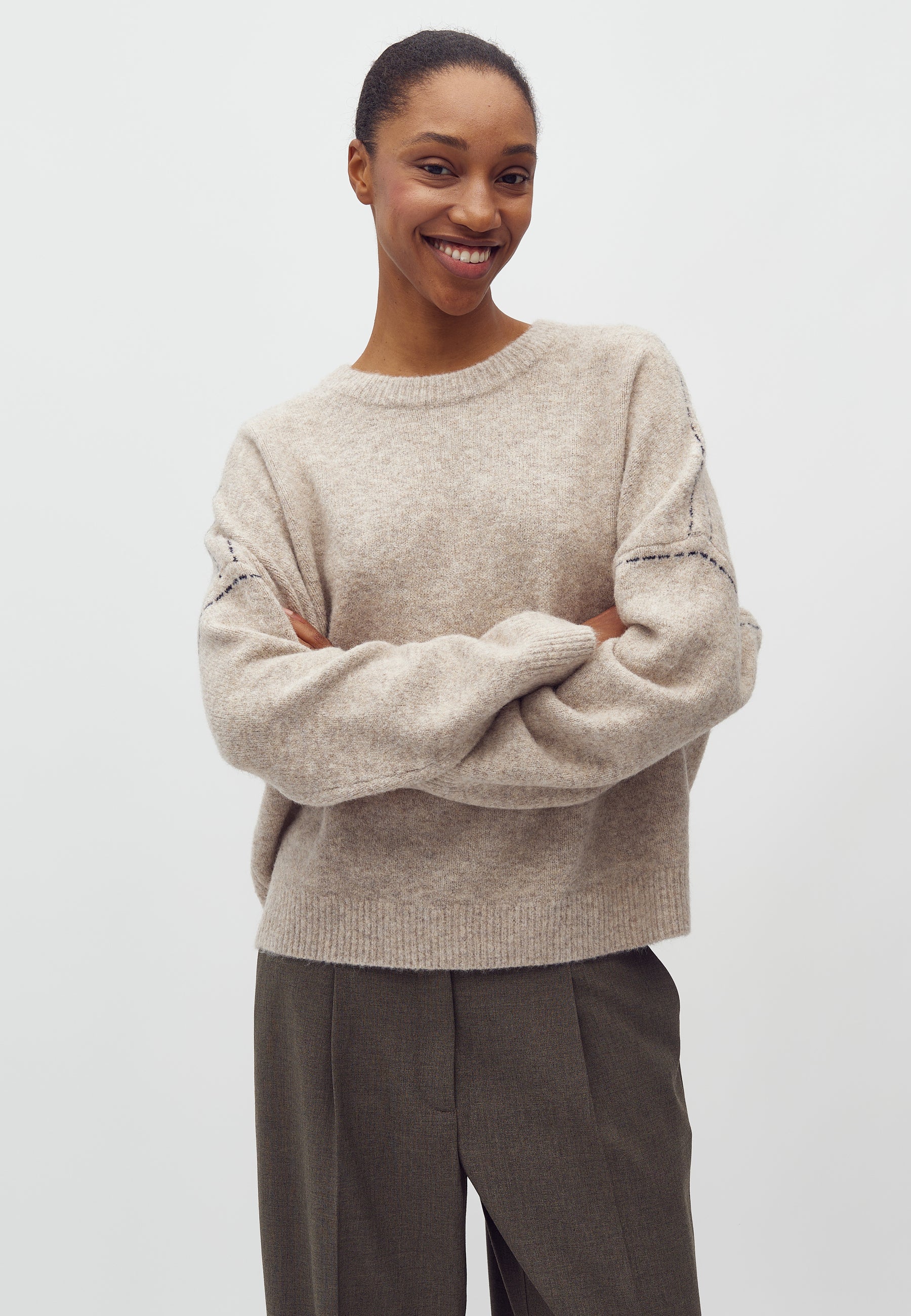 Gildar-M_Taupe navy_Model_0