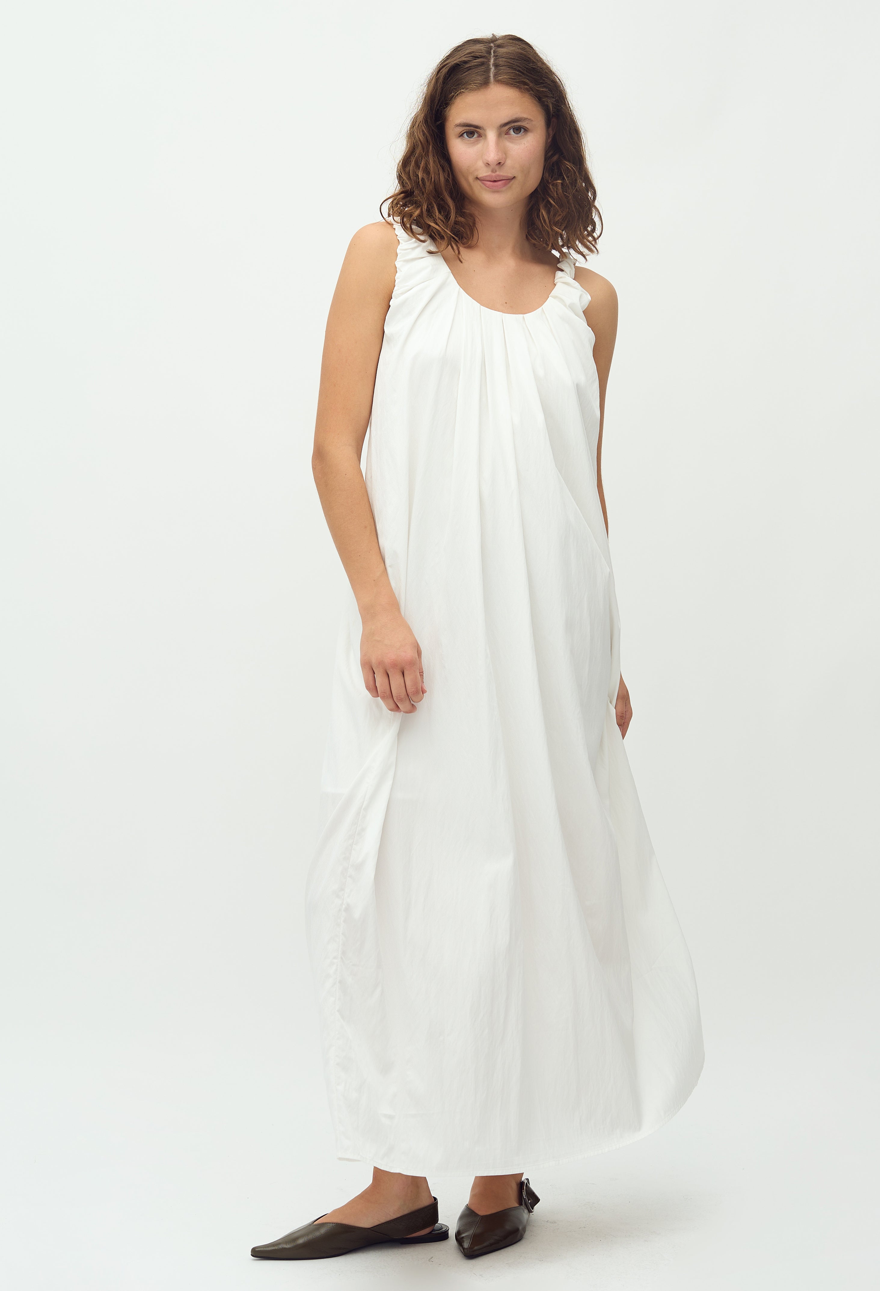 Velana-M_White_Model_0