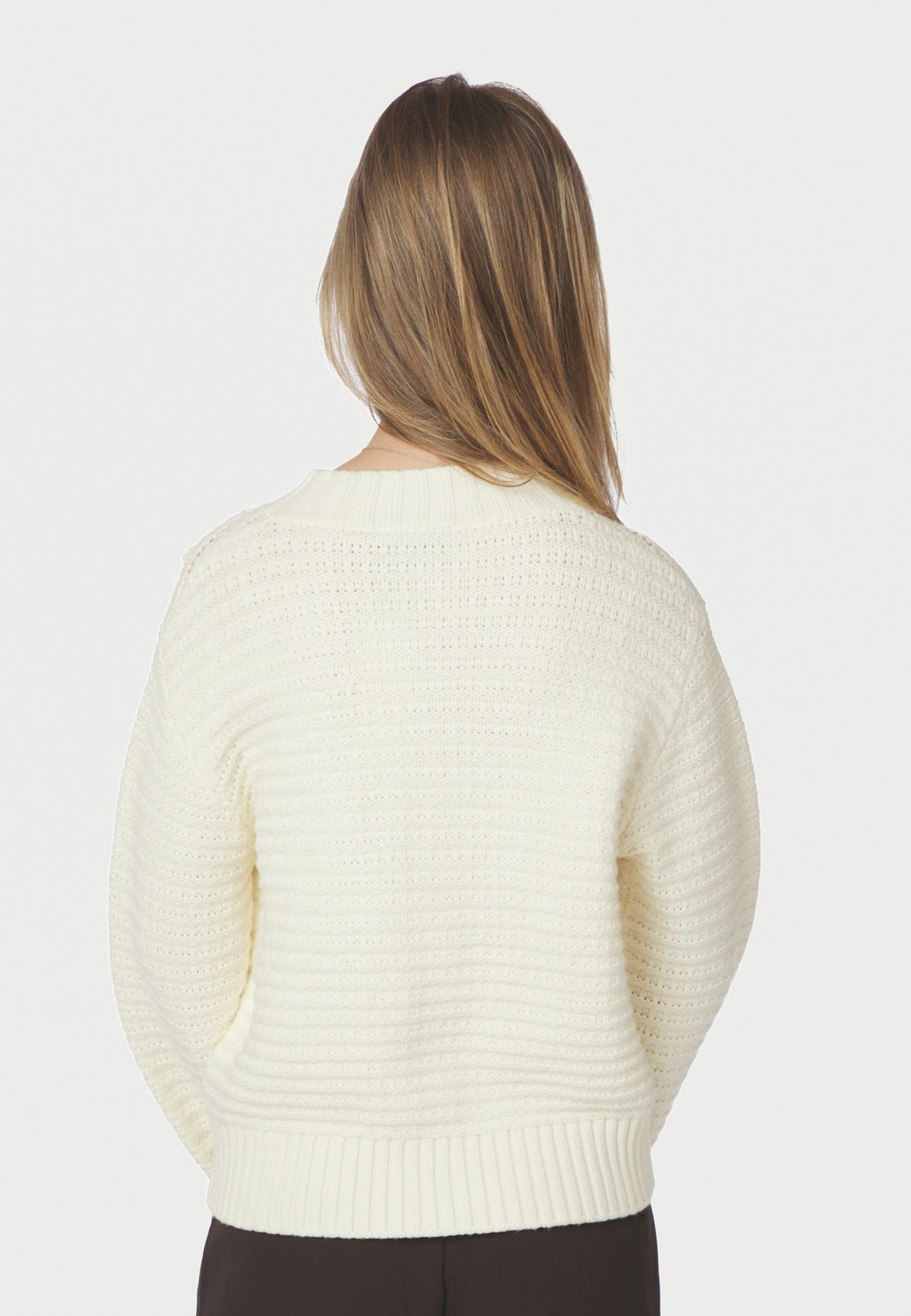 165995 Kamilli Knit Cardigan_Creme_Model_3
