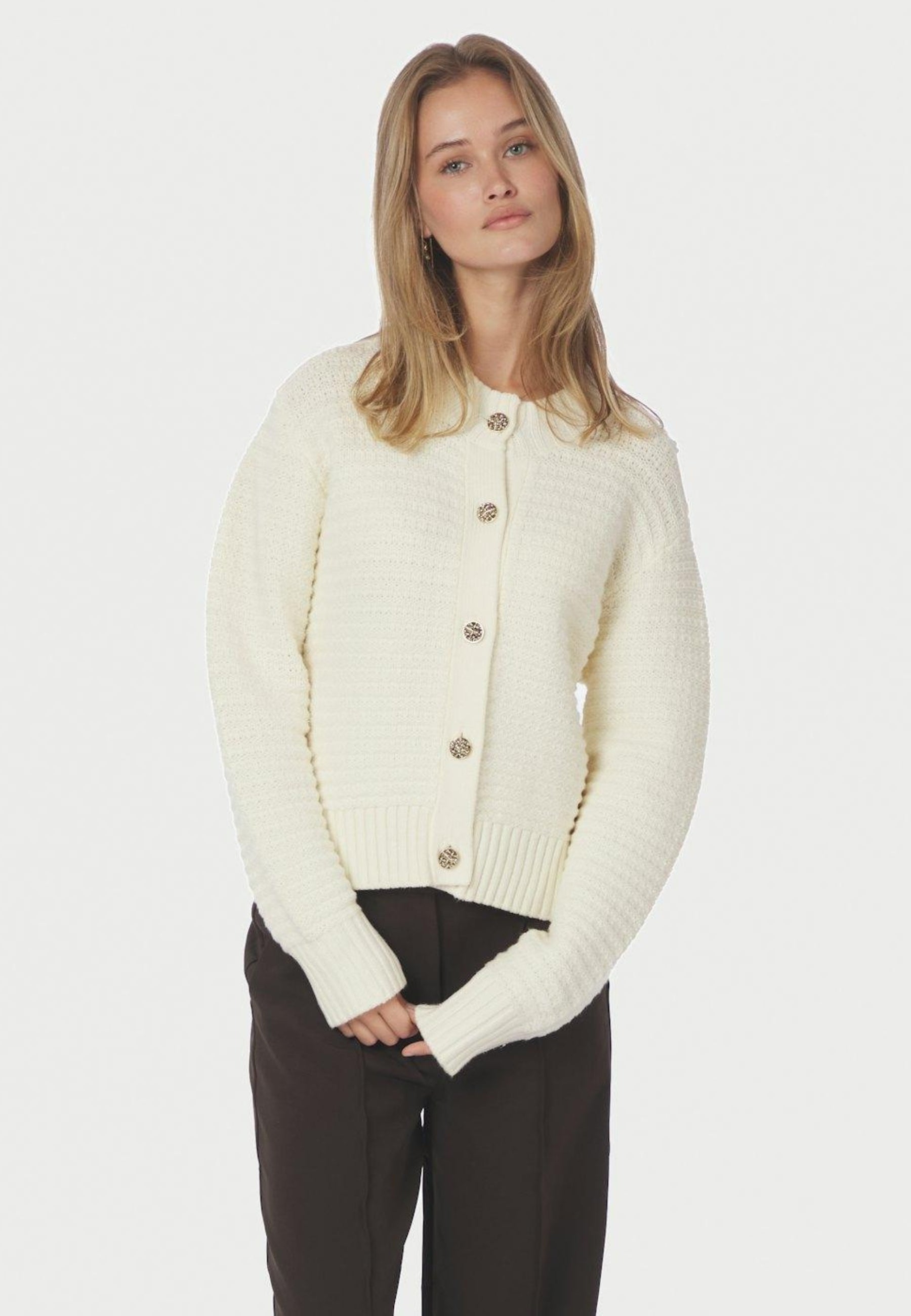 165995 Kamilli Knit Cardigan_Creme_Model_0