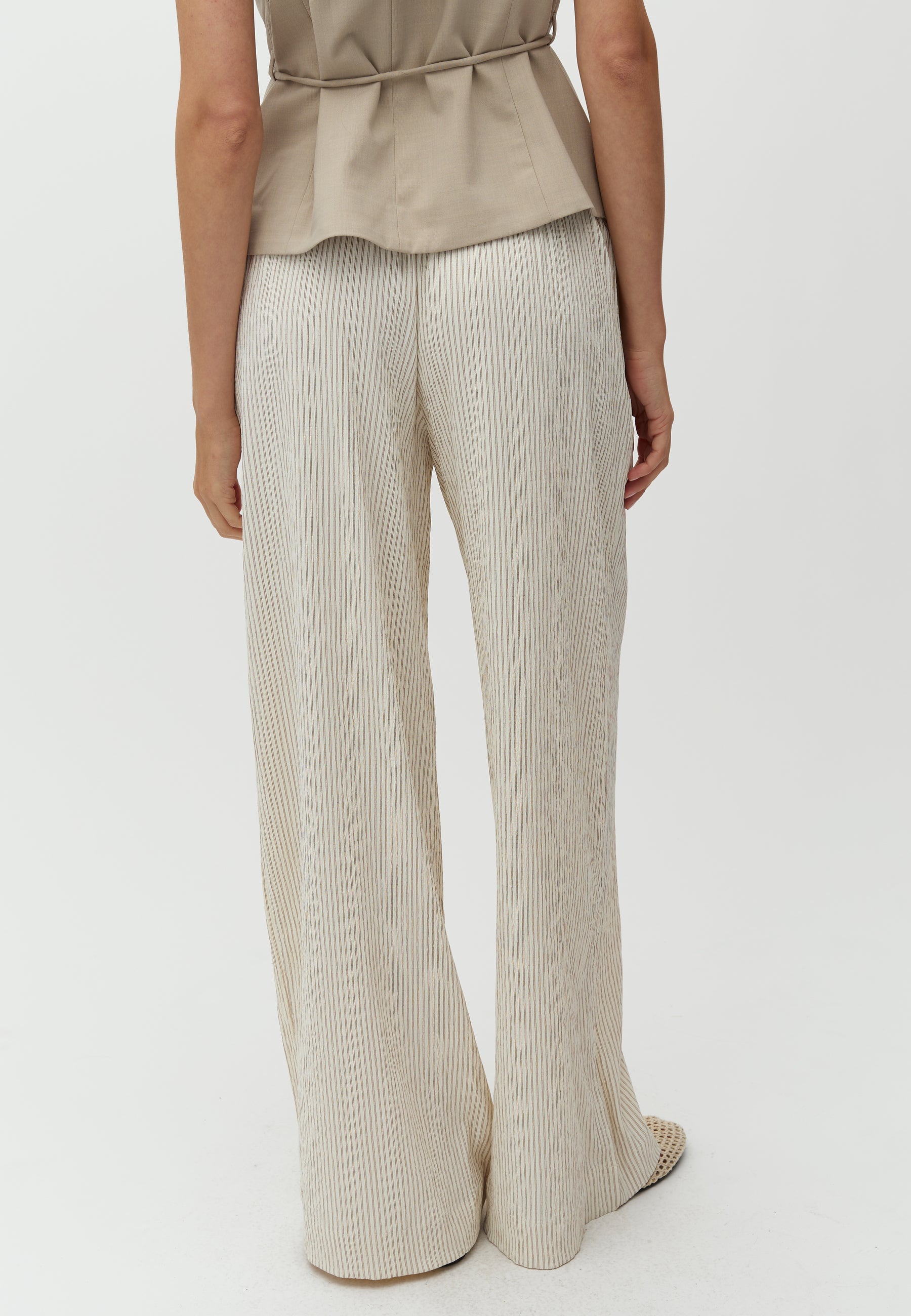 Leonella-M_Alita Brown Stripe_Model_3