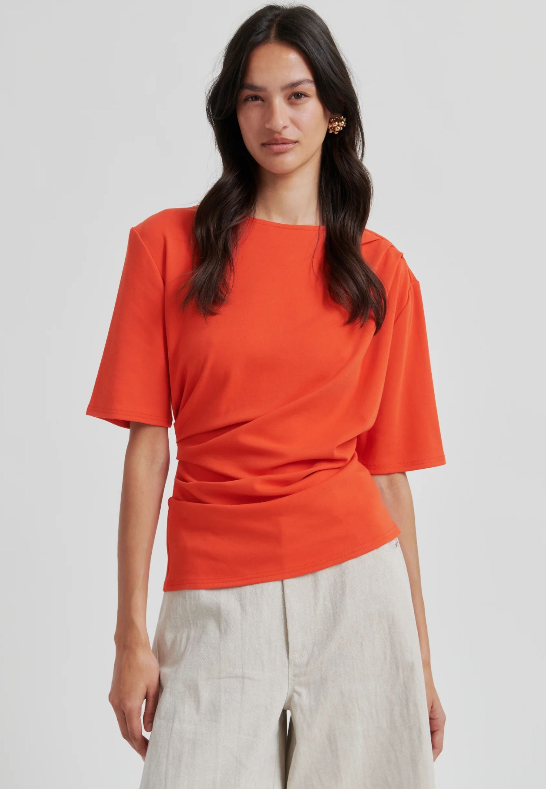 60433 Ulina Drape Tee_Poinciana_Model_0