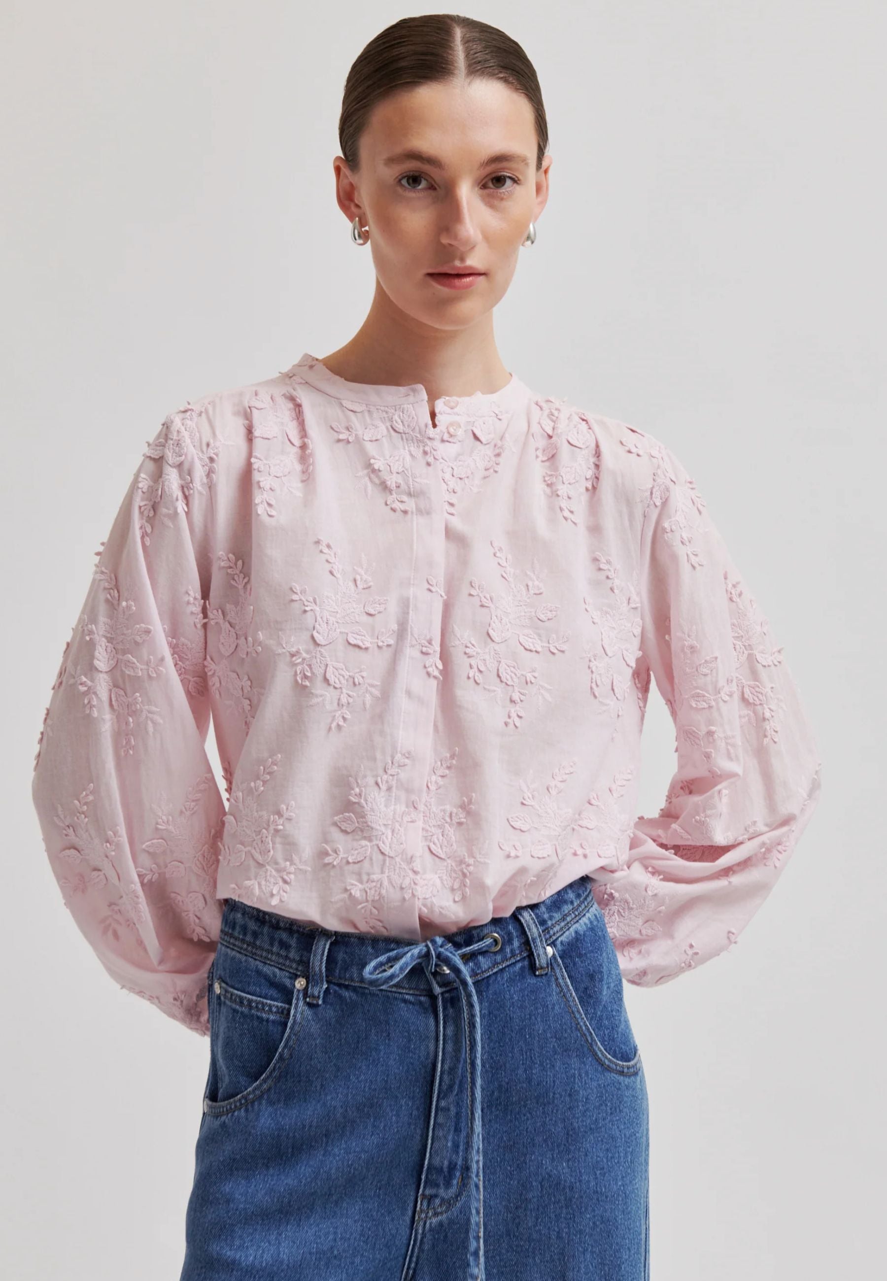 59338 Cavan Shirt_Pale Lilac_Model_2