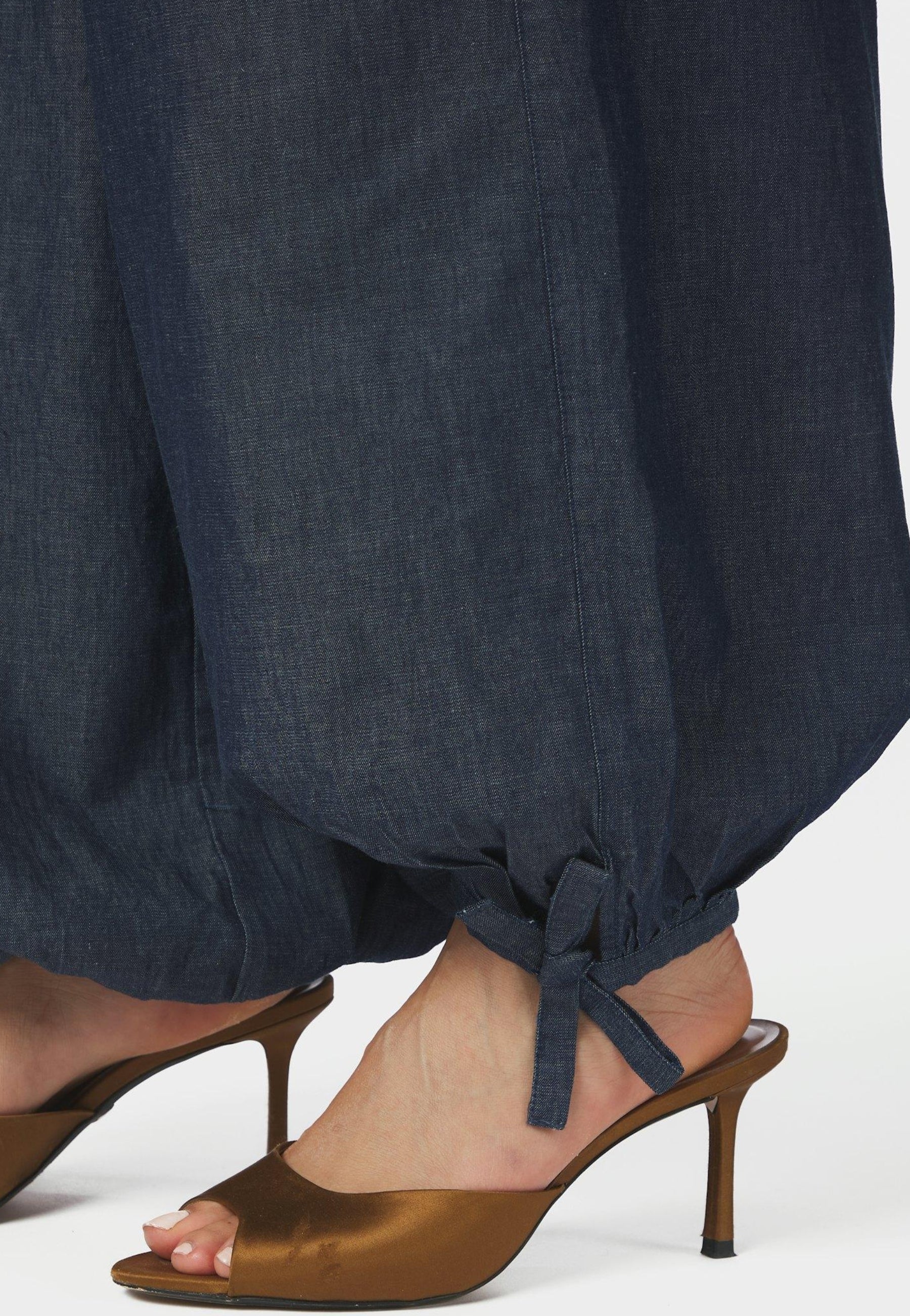 169312 Roxane Balloon Denim Pants_Blue_Model_1