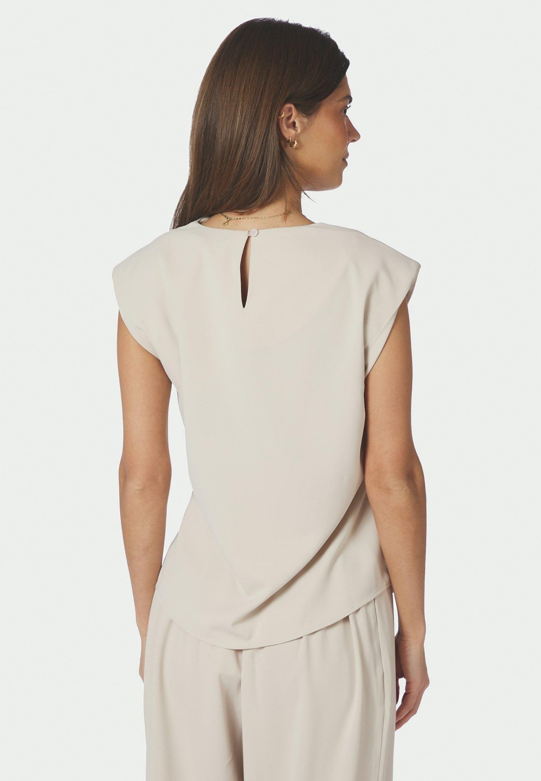 168938 Katarim Crepe Top_Ivory_Model_2