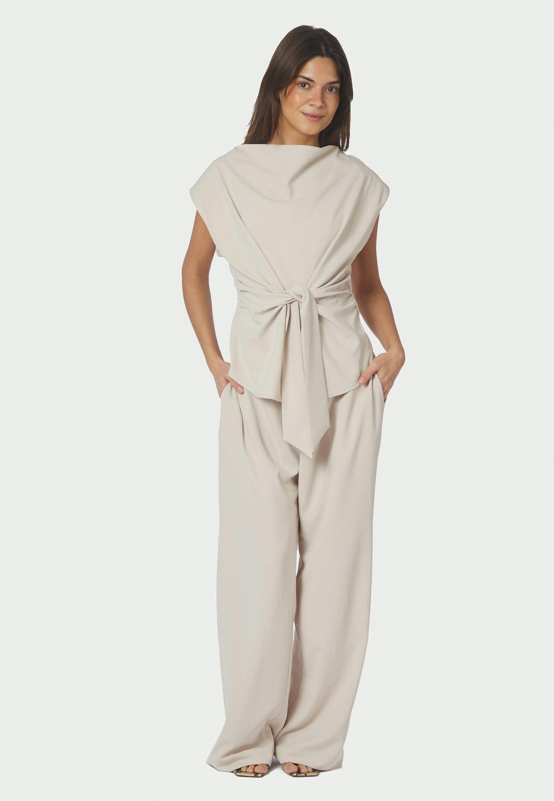 168938 Katarim Crepe Top_Ivory_Model_3