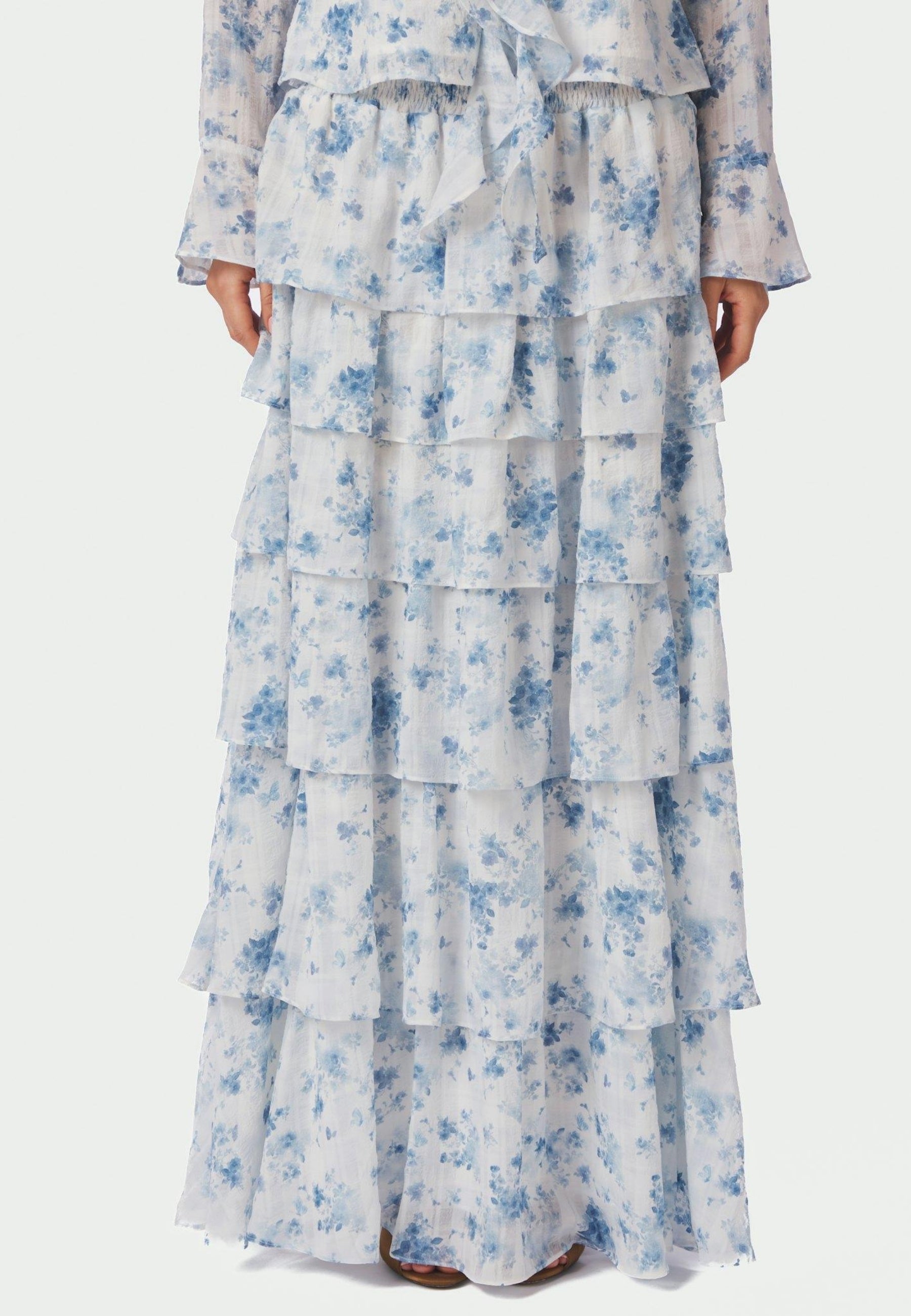 169060 Morris Fleur Skirt_Blue Floral_Model_2