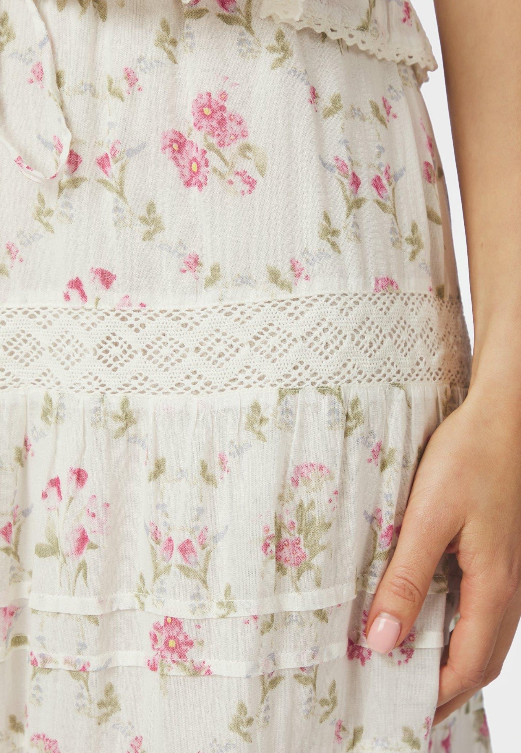 168727 Fippo Spring Flower Skirt_Off White_Model_1