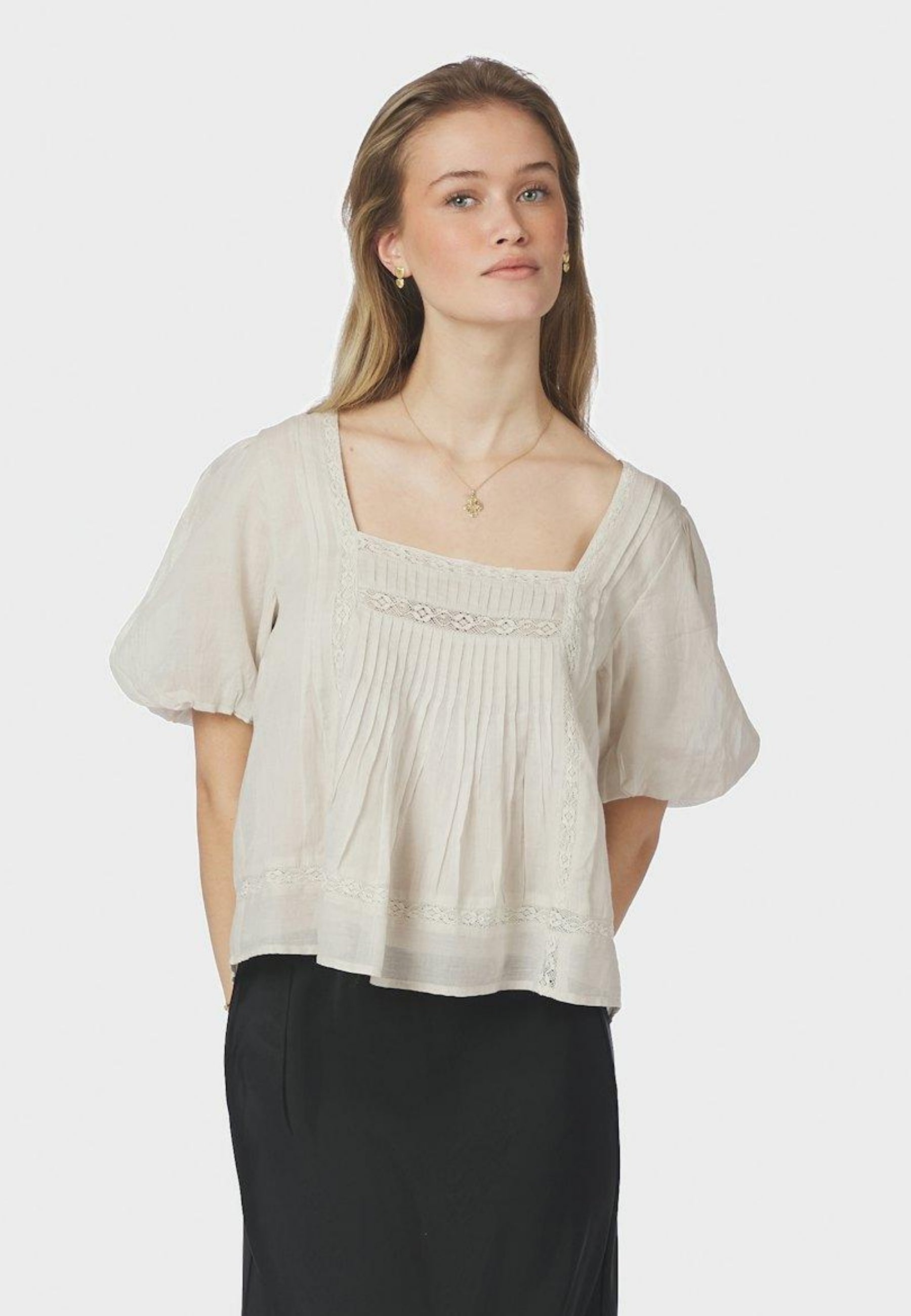 168899 Tukana S Voile Blouse_Ivory_Model_0