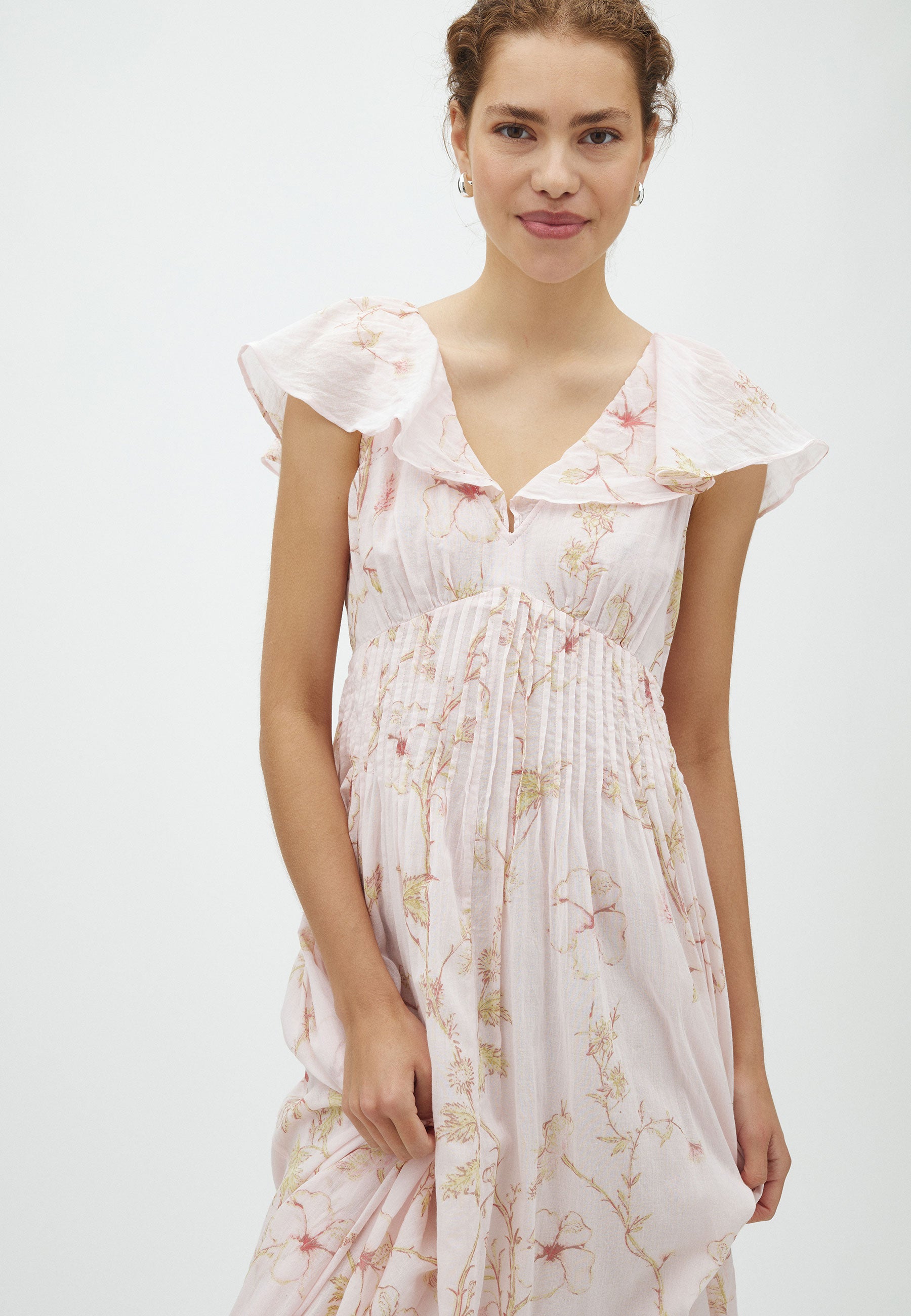 170011 Paeve Flower Art Dress_Soft Pink_Model_1