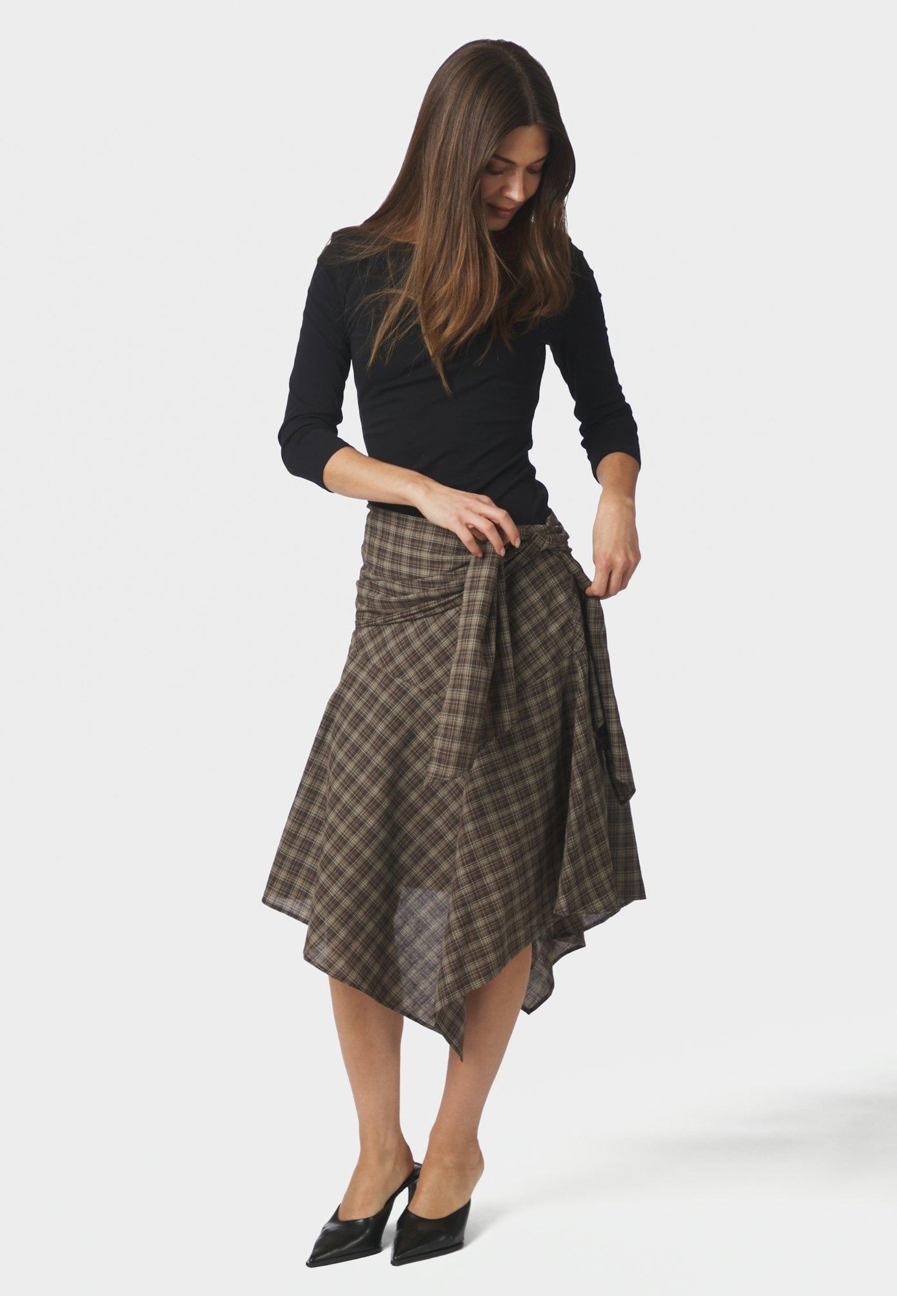 169596 Sabella Check Skirt_Brown Check_Model_0